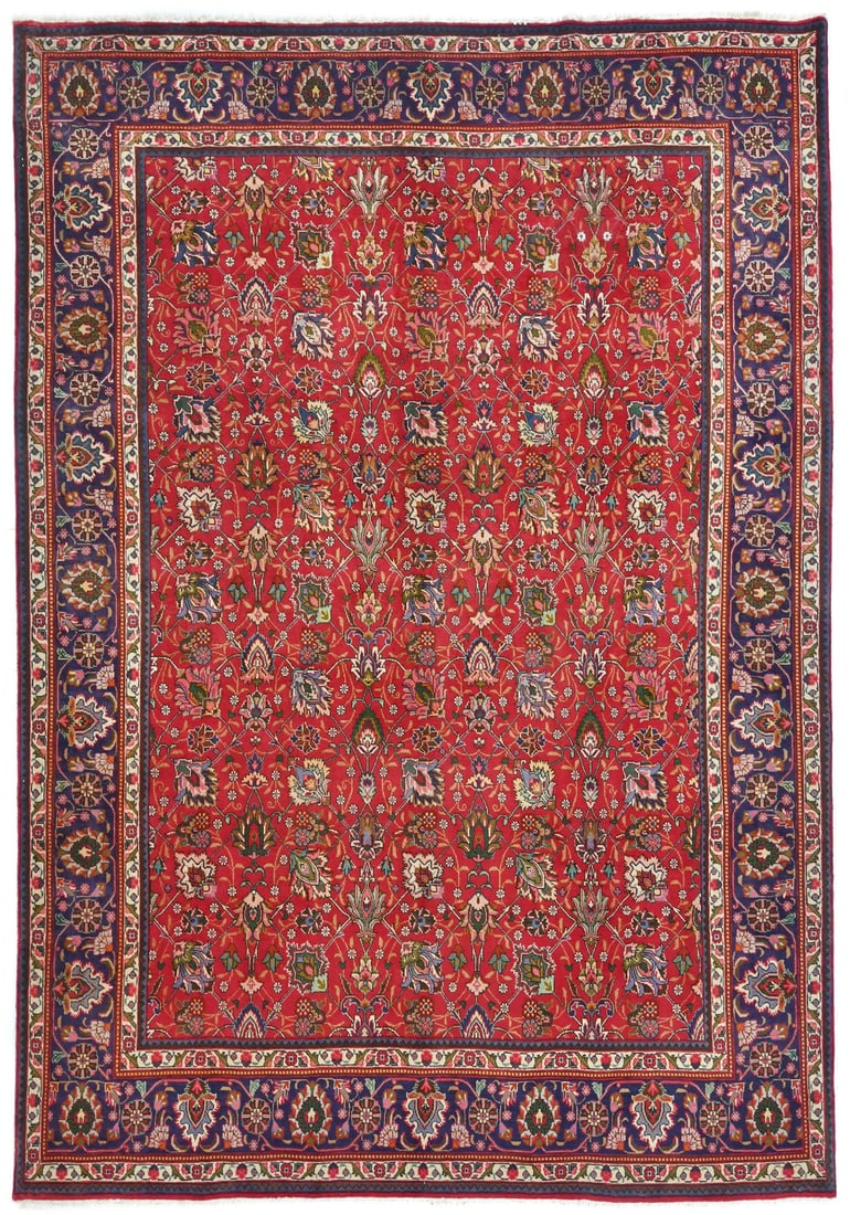 Vintage Hand-Knotted Red Oriental Rug 9'7X12'6 ft Allover Floral Design Carpet: Vintage Hand-Knotted Red Oriental Rug 9'7X12'6 ft Allover Floral Design Carpet Experience the timeless beauty of this stunning vintage hand-knotted Oriental rug, boasting an all-over floral design in