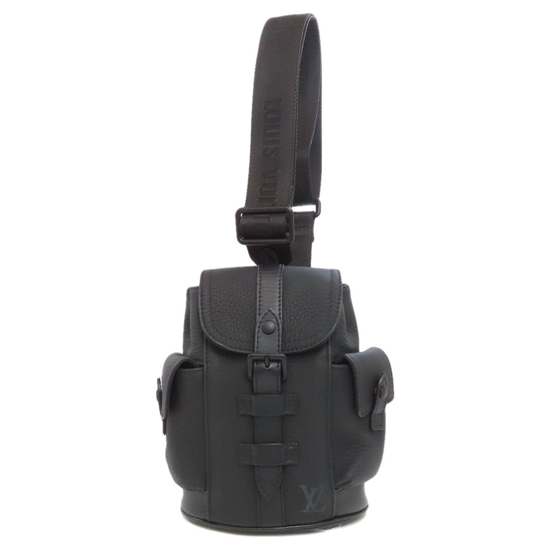 Louis Vuitton body bag Taurillon Clemence XS M58495: Louis Vuitton body bag Taurillon Clemence XS M58495 Elevate your everyday style with the iconic Louis Vuitton Taurillon Clemence XS body bag, crafted from premium Taurillon Clemence exterior in sleek