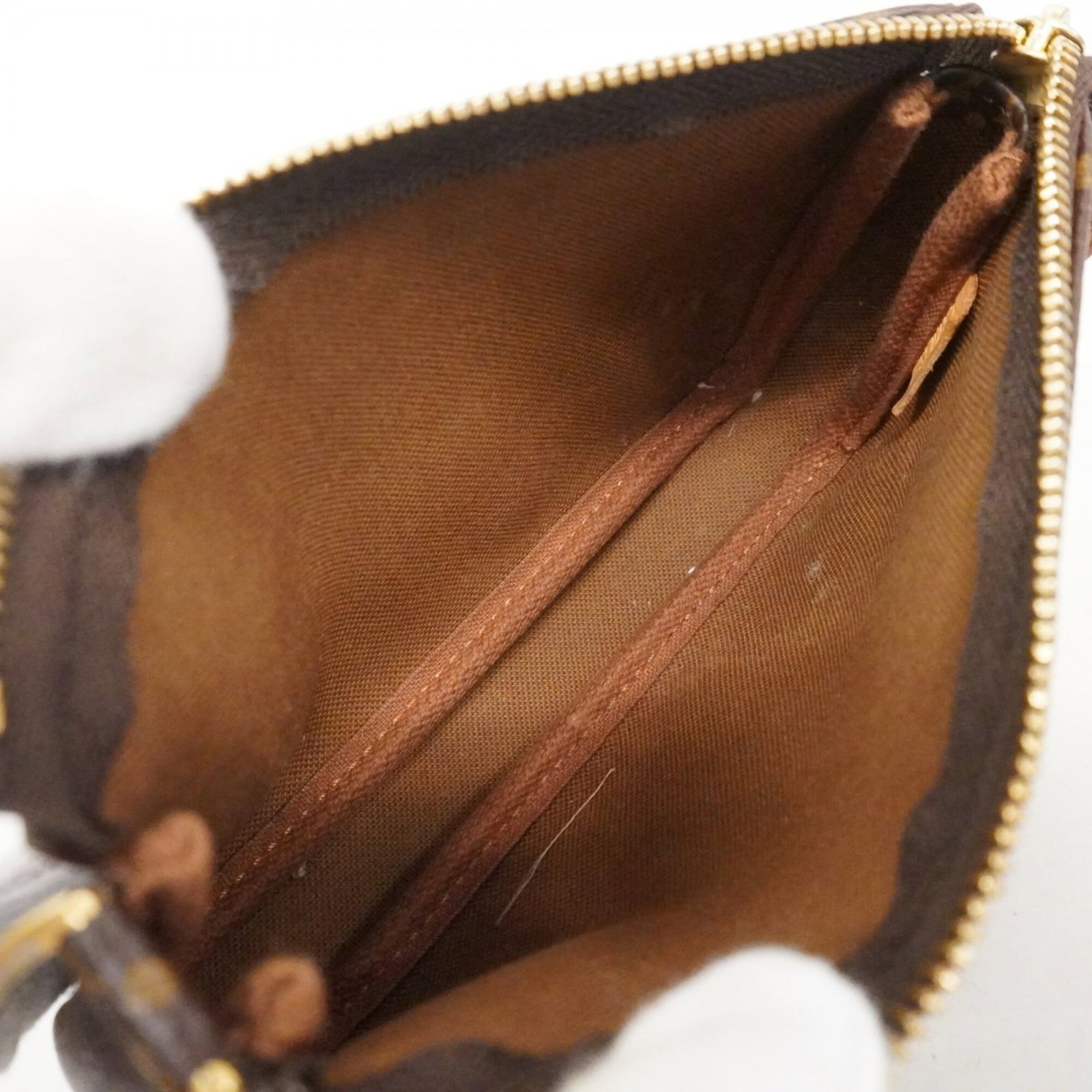 Louis Vuitton pouch - 4