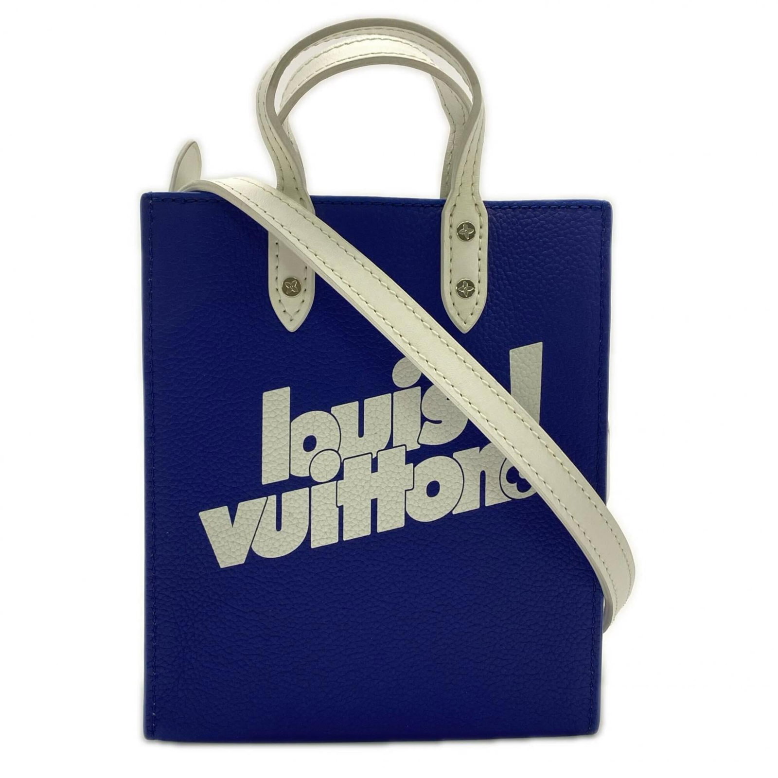 Leather Louis Vuitton Shoulder Bag: Leather Louis Vuitton Shoulder Bag A stunning pre-owned Louis Vuitton shoulder bag in a sleek blue and white leather combination, perfect for adding a touch of luxury to your daily routine. With its