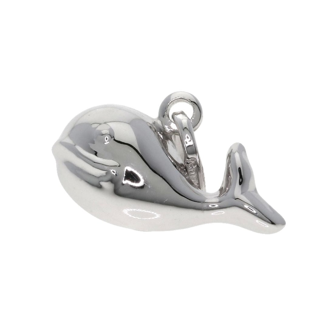 Ponte Vecchio Whale motif Pendant top K18 White Gold: Ponte Vecchio Whale motif Pendant top K18 White Gold Elevate your style with the Ponte Vecchio Whale motif Pendant top, crafted from luxurious K18 White Gold that shines with a silver hue. This
