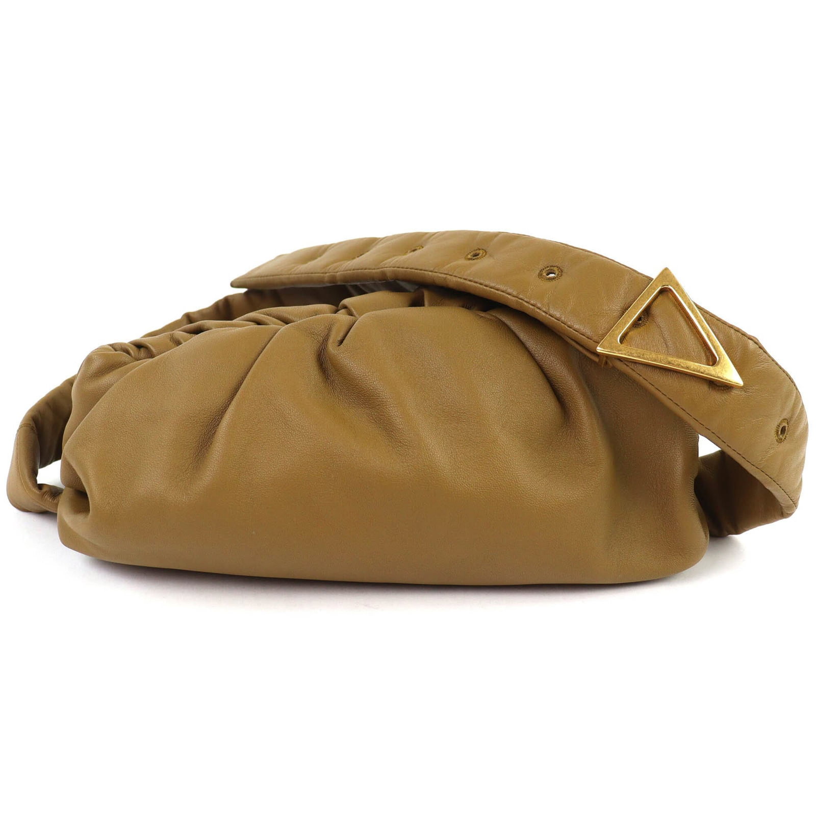 Bottega Veneta Sling Bag Leather: Bottega Veneta Sling Bag Leather A timeless Bottega Veneta sling bag, crafted from rich lamb leather and adorned with a sleek ball clasp, adds an effortless touch of sophistication to any outfit. With