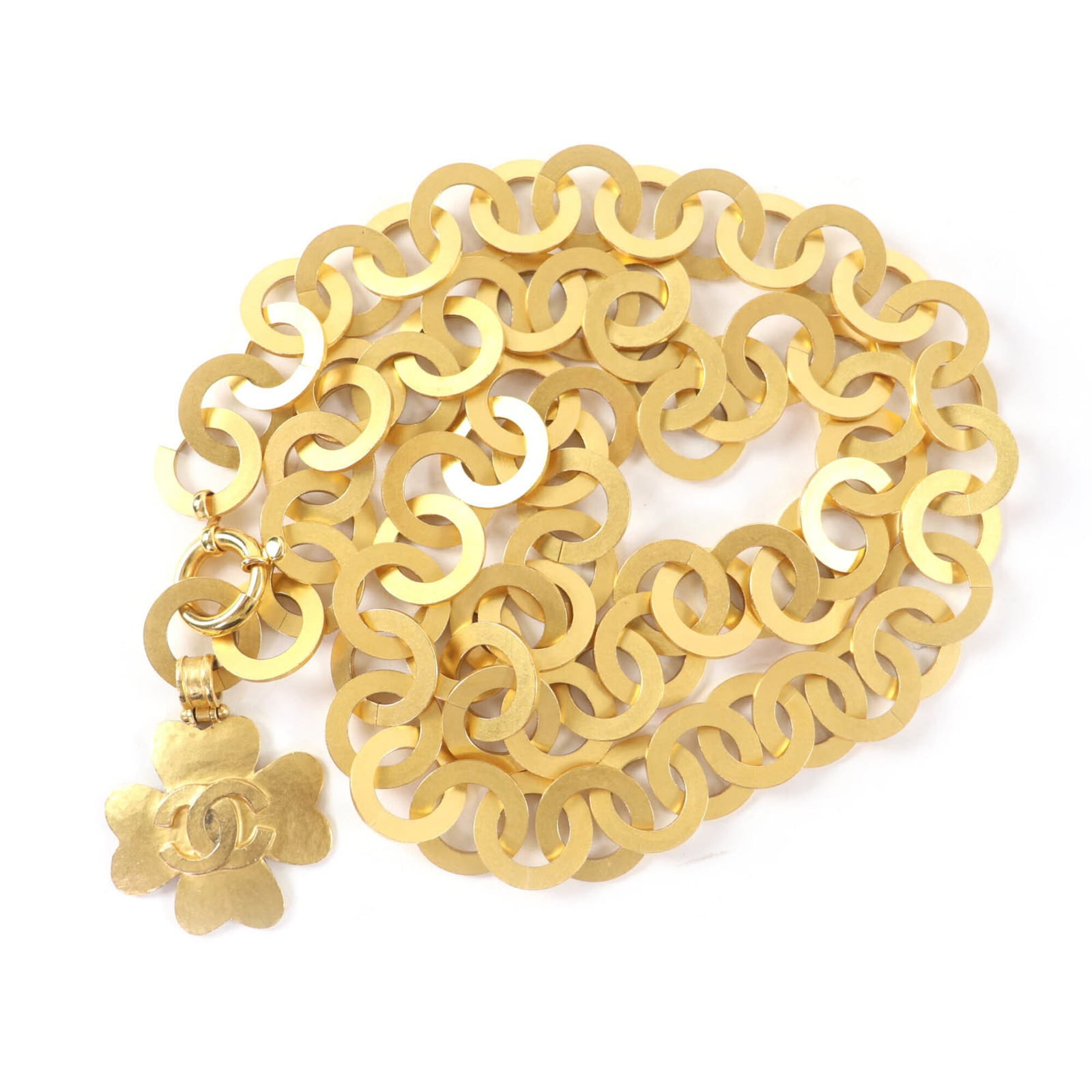 Chanel chain is a belt.: Chanel chain is a belt. A luxurious gold chain belt from the iconic Chanel brand, perfect for adding a touch of sophistication to any outfit. With its sleek 111cm length and slim 2.5cm width, this