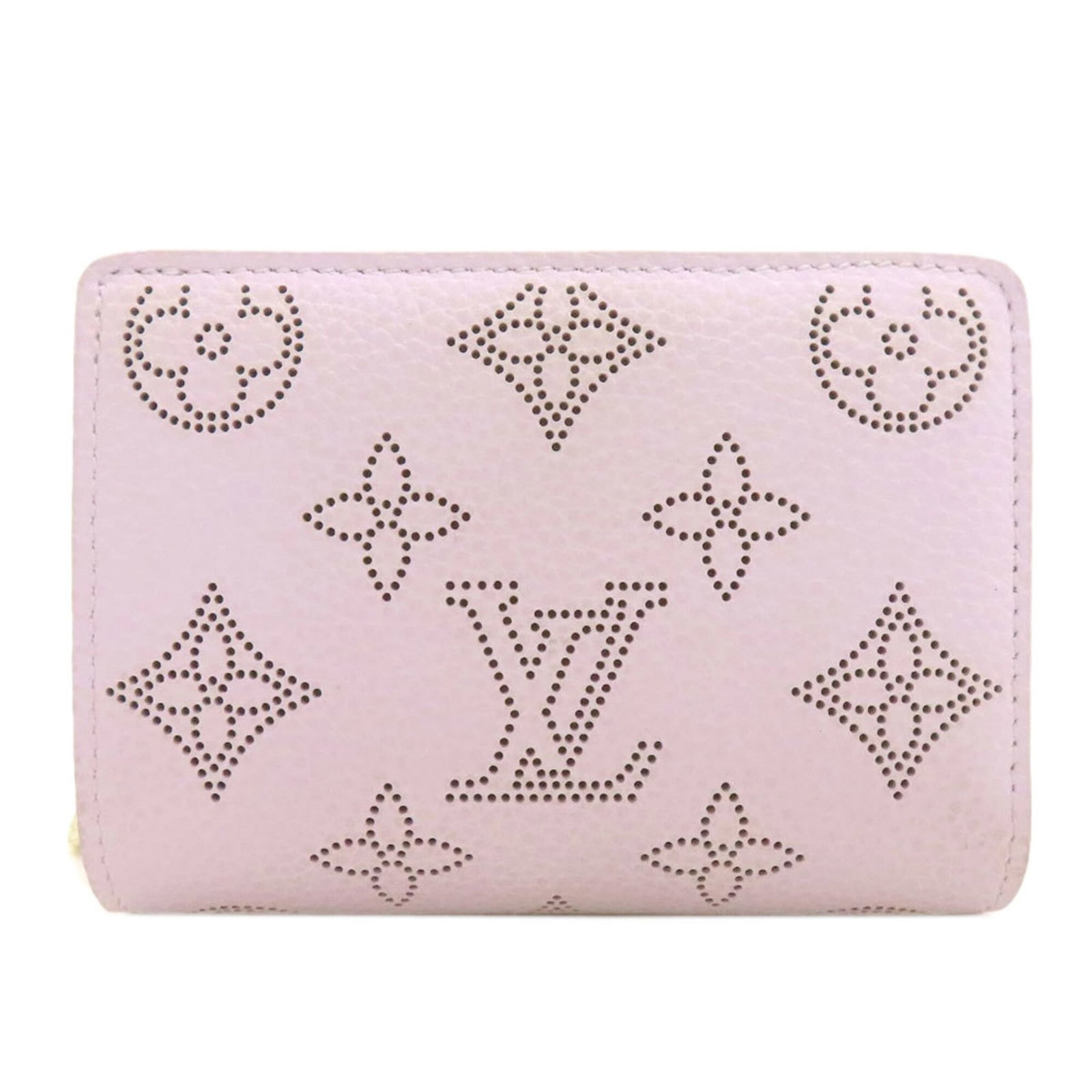 Louis Vuitton is a bi-fold mahina leather wallet (1 of 18)