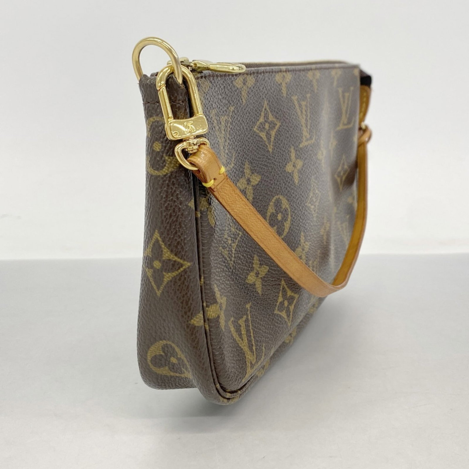 Louis Vuitton pouch - 2
