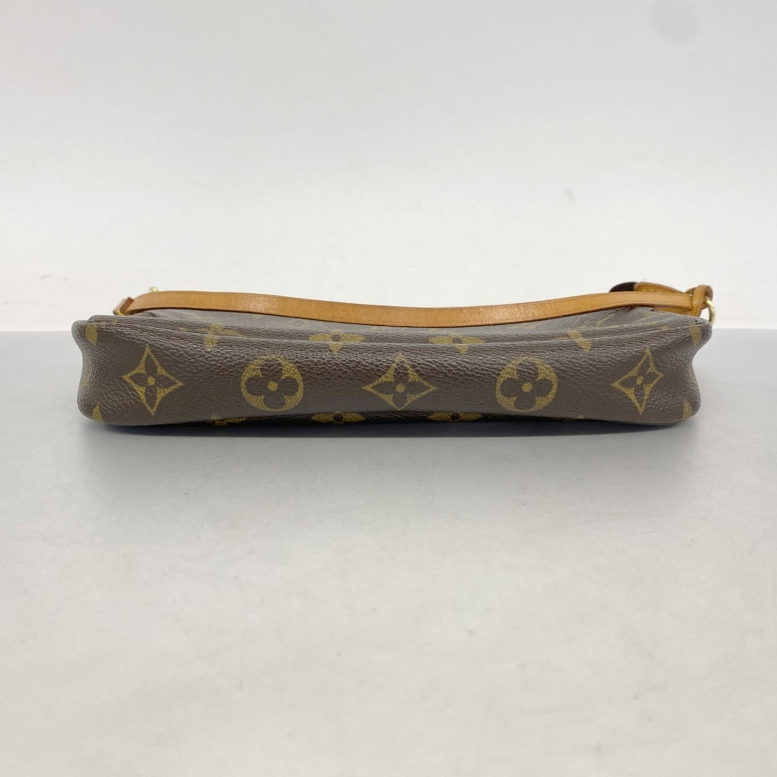Louis Vuitton pouch - 3