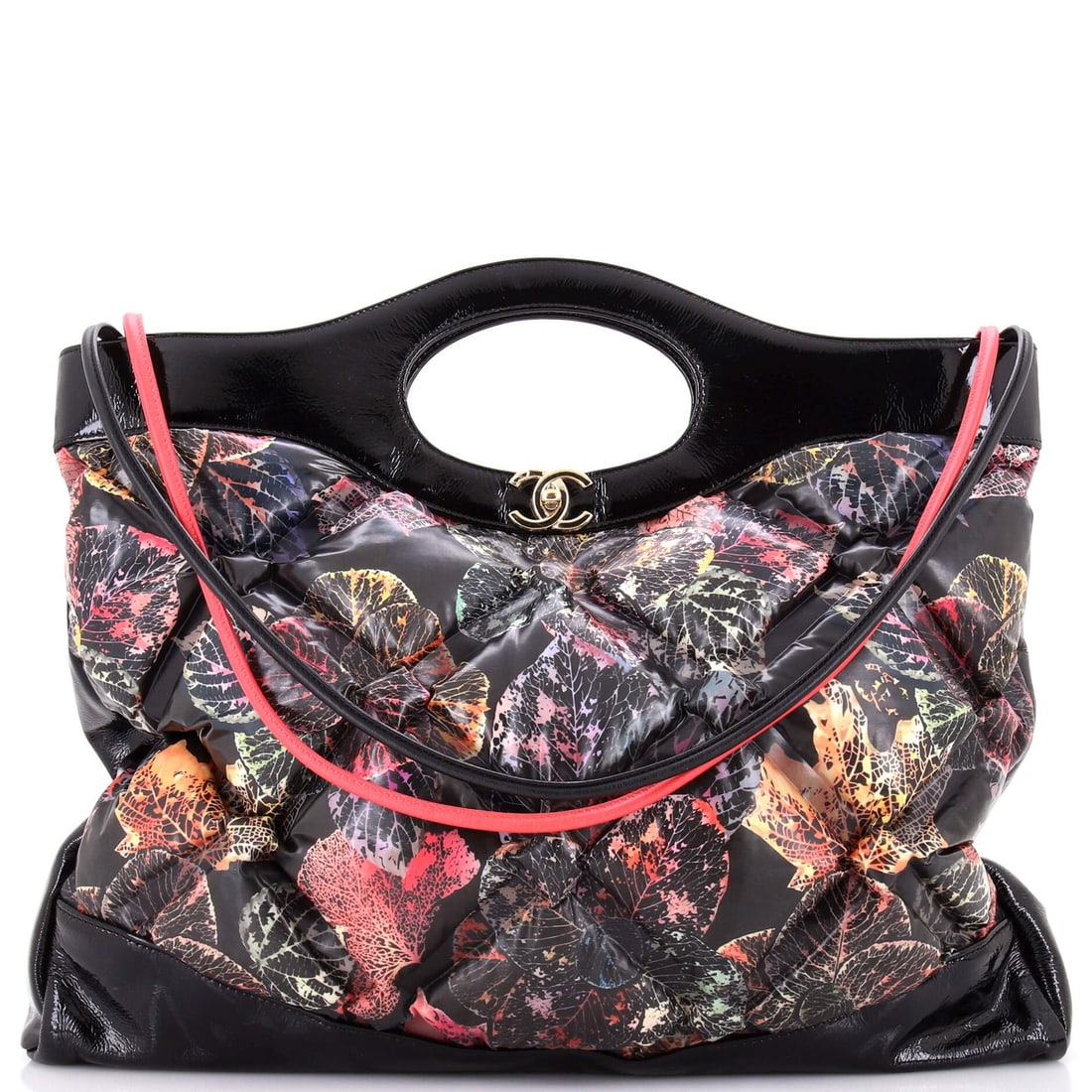 Chanel 31 Shopping Bag Quilted Printed Puffy Leather XL: Chanel 31 Shopping Bag Quilted Printed Puffy Leather XL Experience the timeless elegance of Chanel's iconic 31 Shopping Bag Quilted Printed Puffy Leather XL, boasting a striking black and pink print