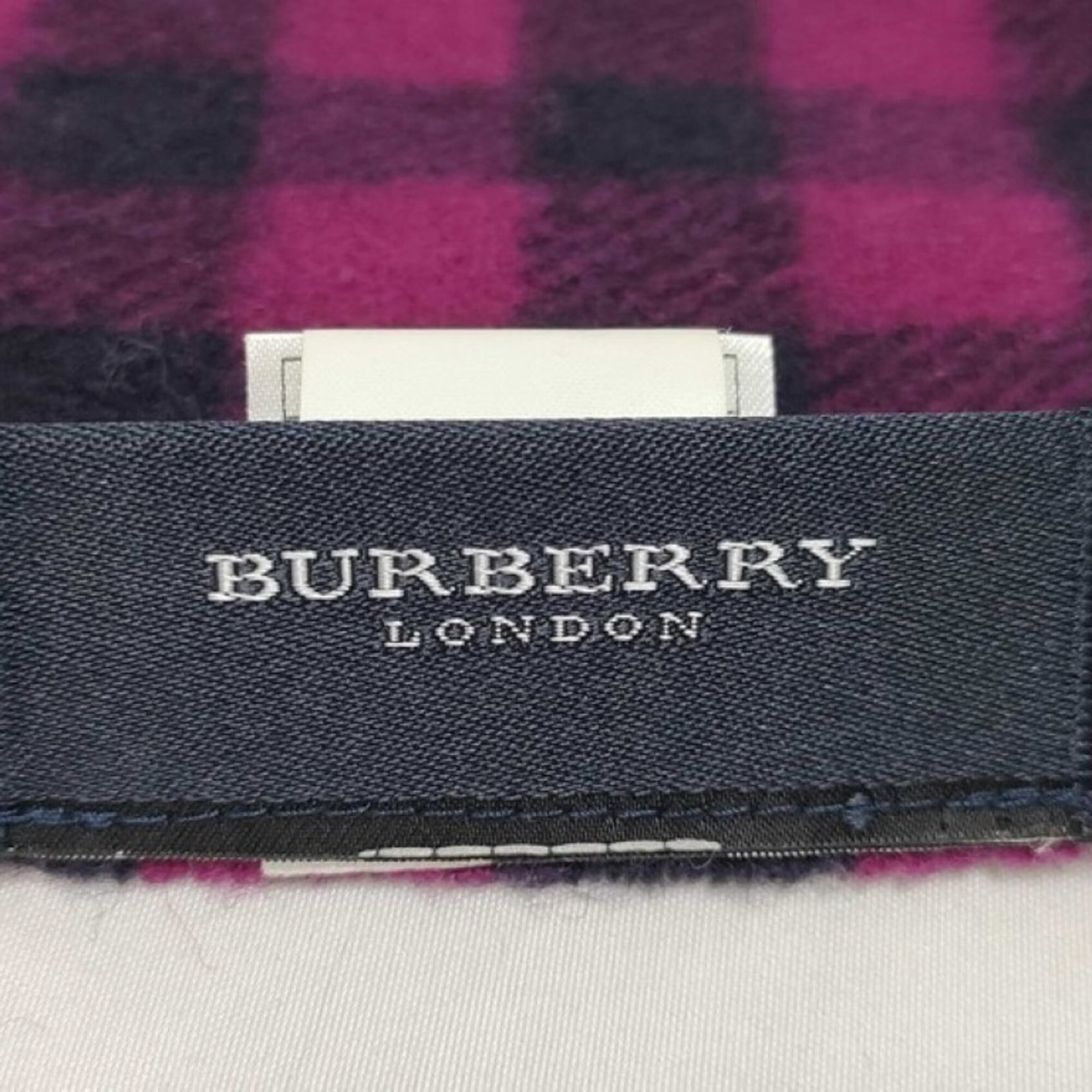 Burberry wool stole - 4