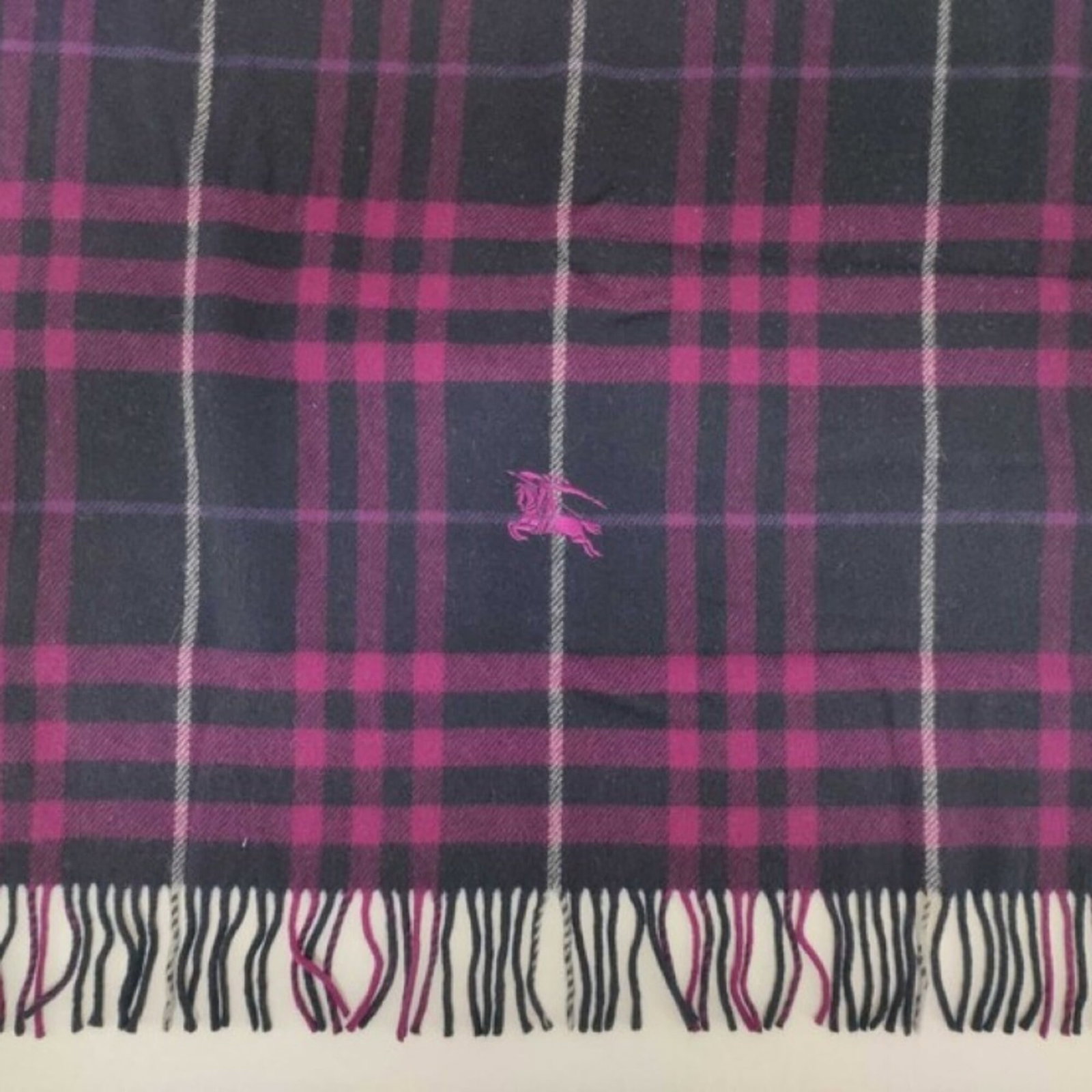 Burberry wool stole - 6