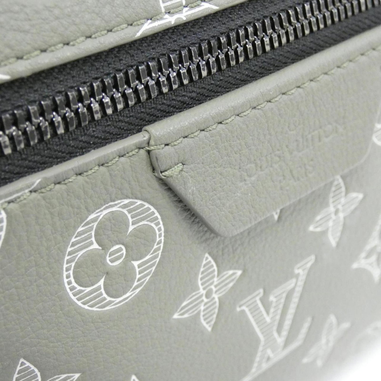 Leather Louis Vuitton Backpack - 6