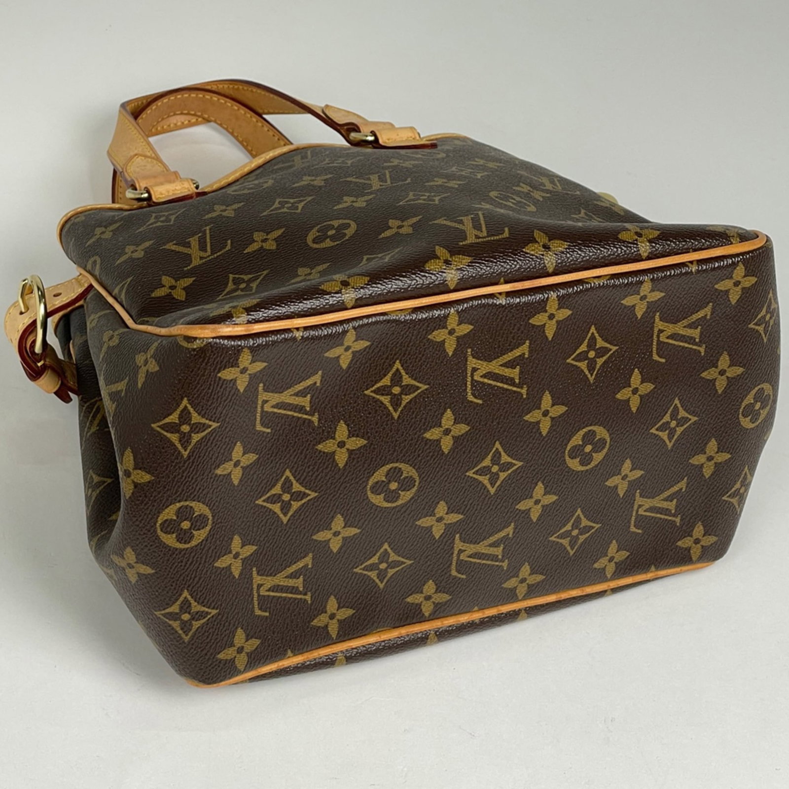 Louis Vuitton Handbag Monogram - 2