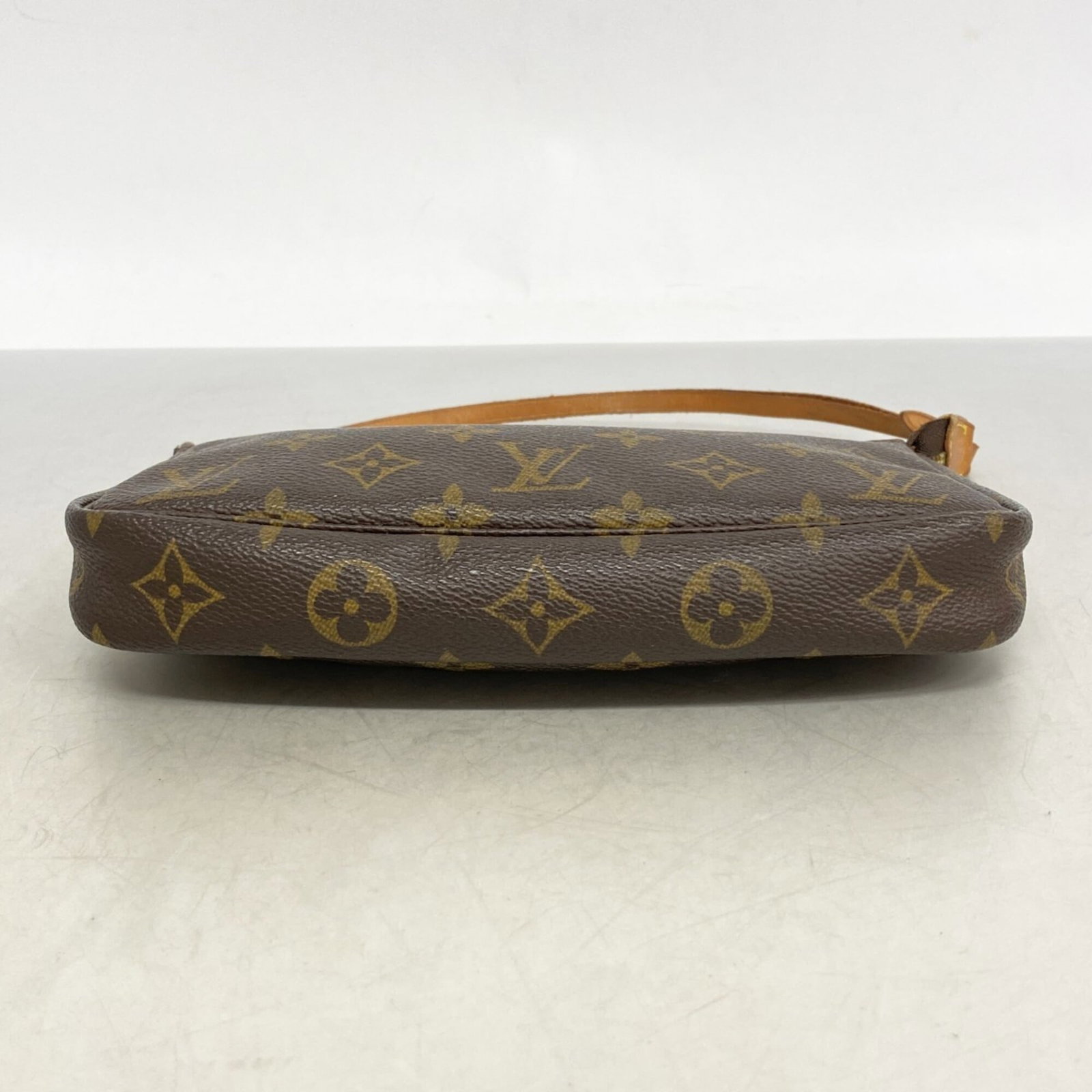 Louis Vuitton pouch - 3