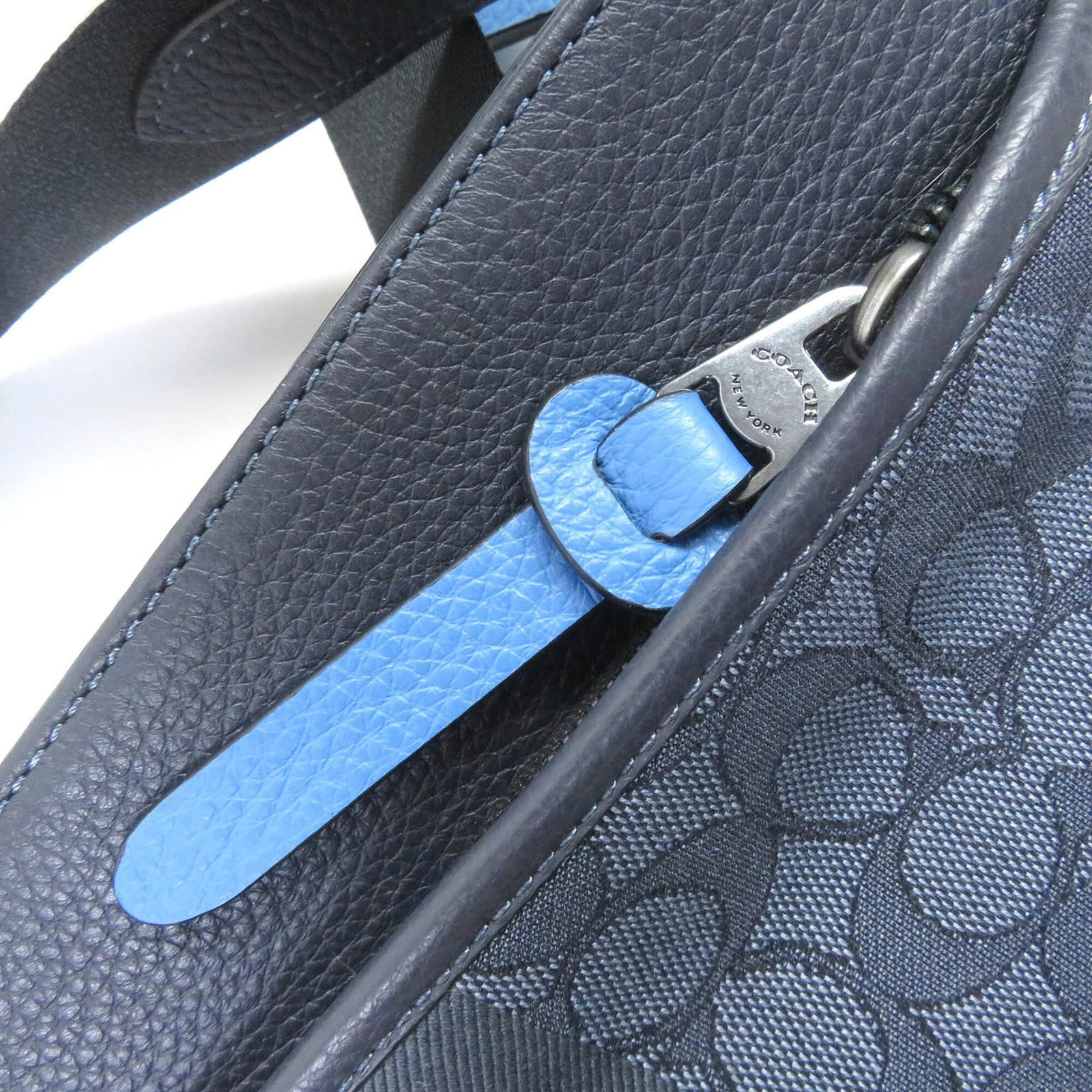 Canvas leather shoulder bag by Coach - 10