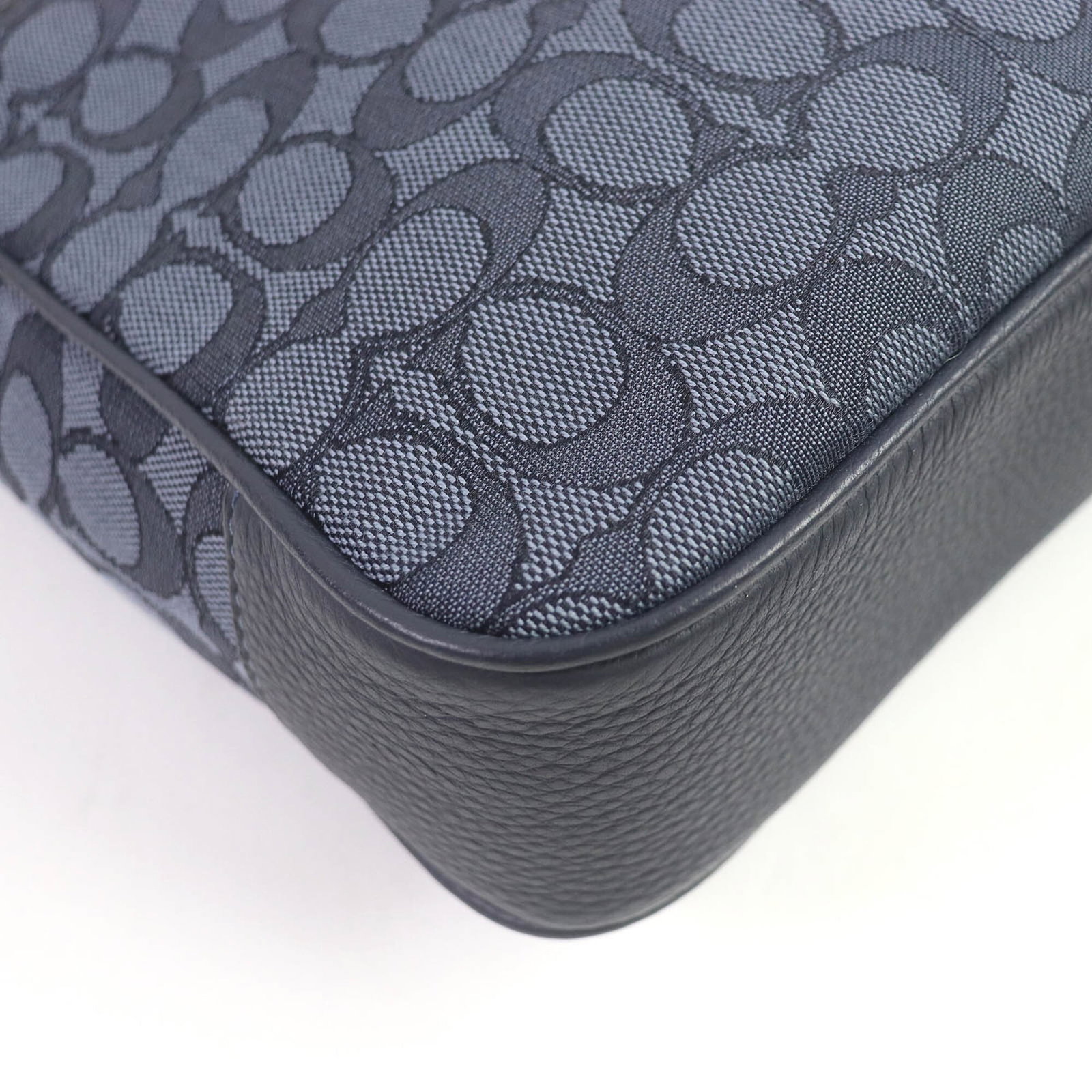 Canvas leather shoulder bag by Coach - 8