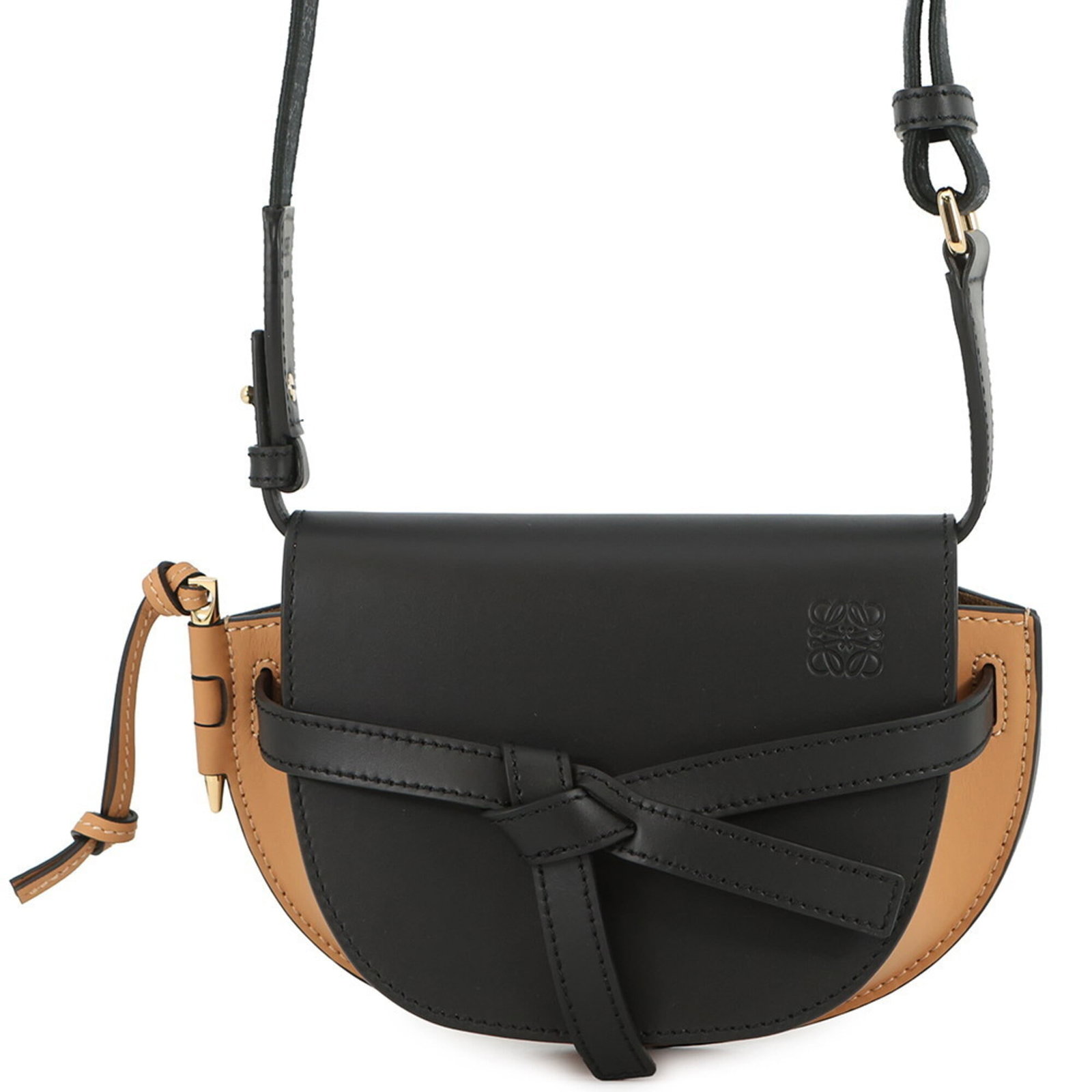 Loewe leather shoulder bag: Loewe leather shoulder bag Elevate your style with the timeless elegance of Loewe's black leather shoulder bag, boasting sleek gold hardware and a spacious interior. Measuring 14cm x 20cm x 9cm, this