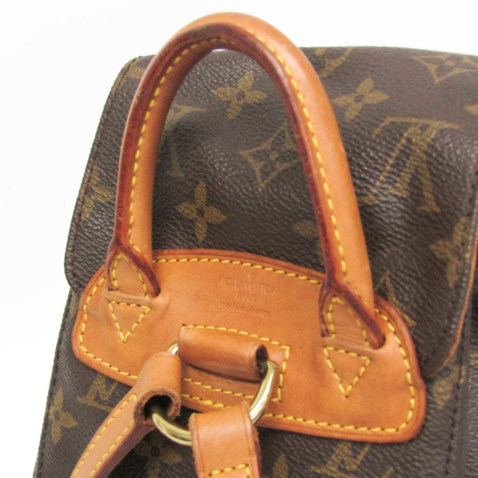 Louis Vuitton is a monogram backpack - 9