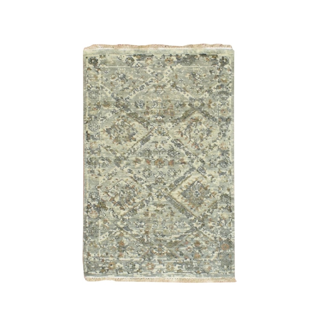 Pure wool zero pile mat rug in gray hand knotted garden design: Pure wool zero pile mat rug in gray hand knotted garden design Experience the timeless elegance of an ancient Indian design, beautifully woven into a stunning pure wool zero pile mat rug in soft gray