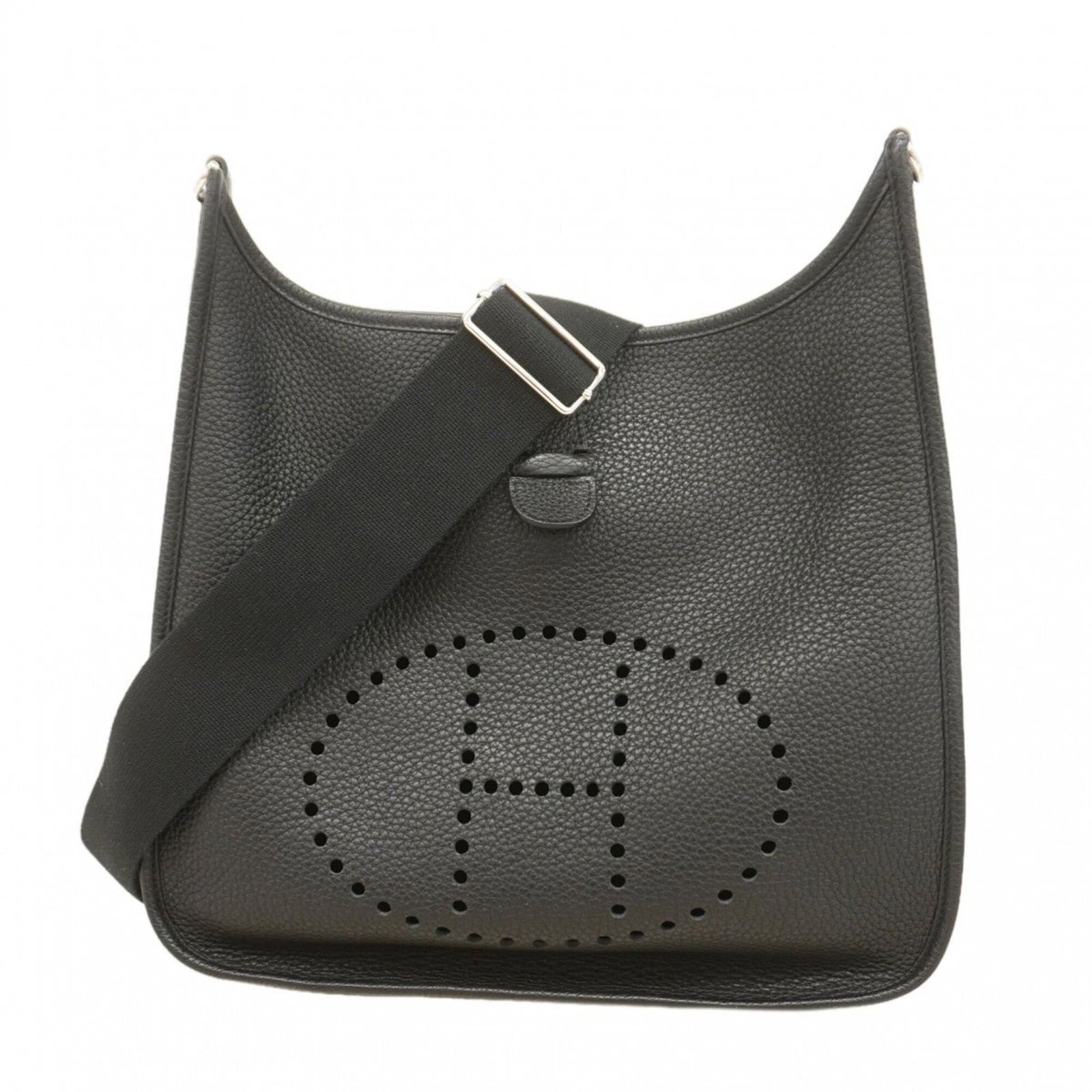 Hermes Shoulder Bag Taurillon Clemence Leather: Hermes Shoulder Bag Taurillon Clemence Leather The iconic Taurillon Clemence shoulder bag from Herm?s is a timeless classic, boasting sleek black Taurillon Clemence leather and elegant silver
