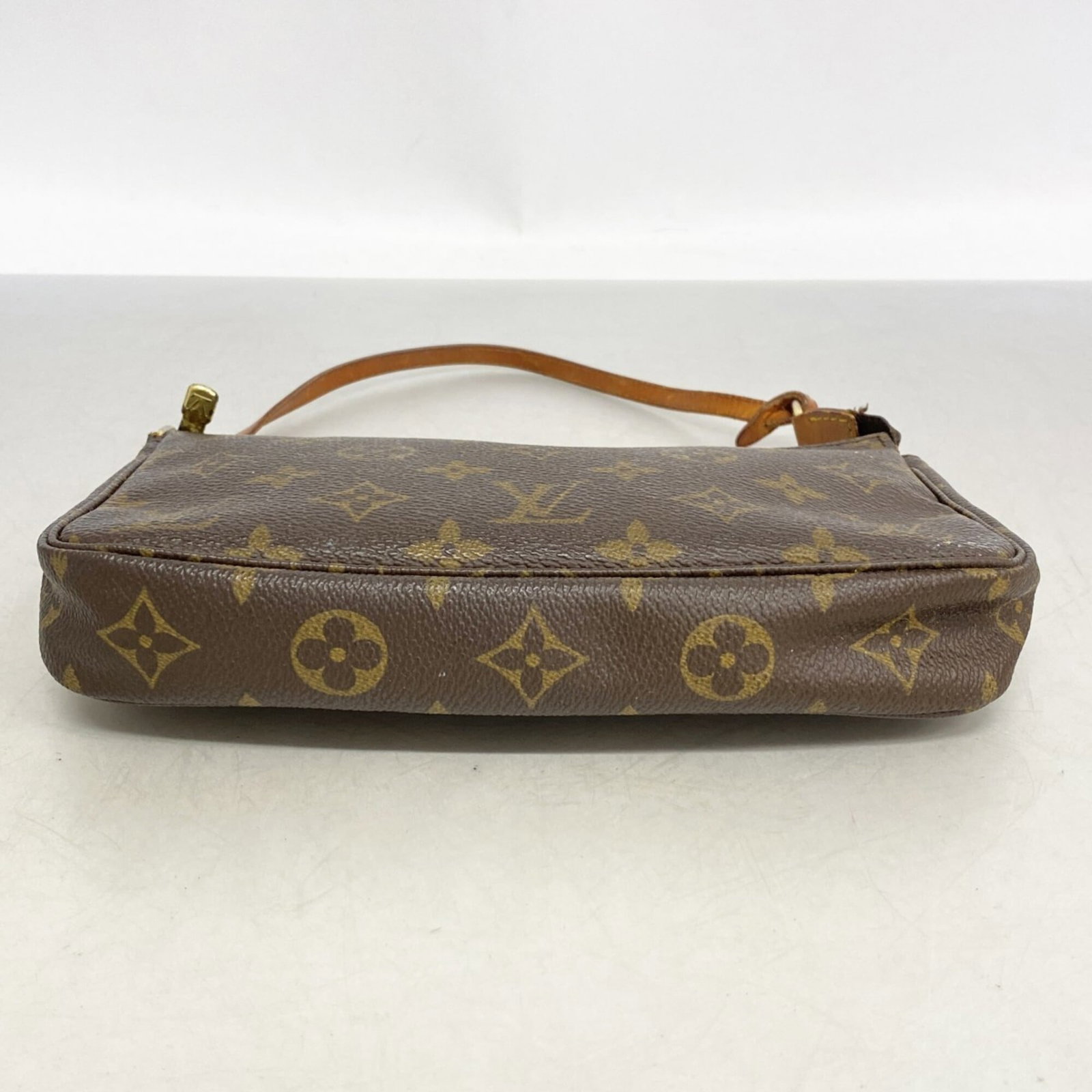 Louis Vuitton pouch - 3