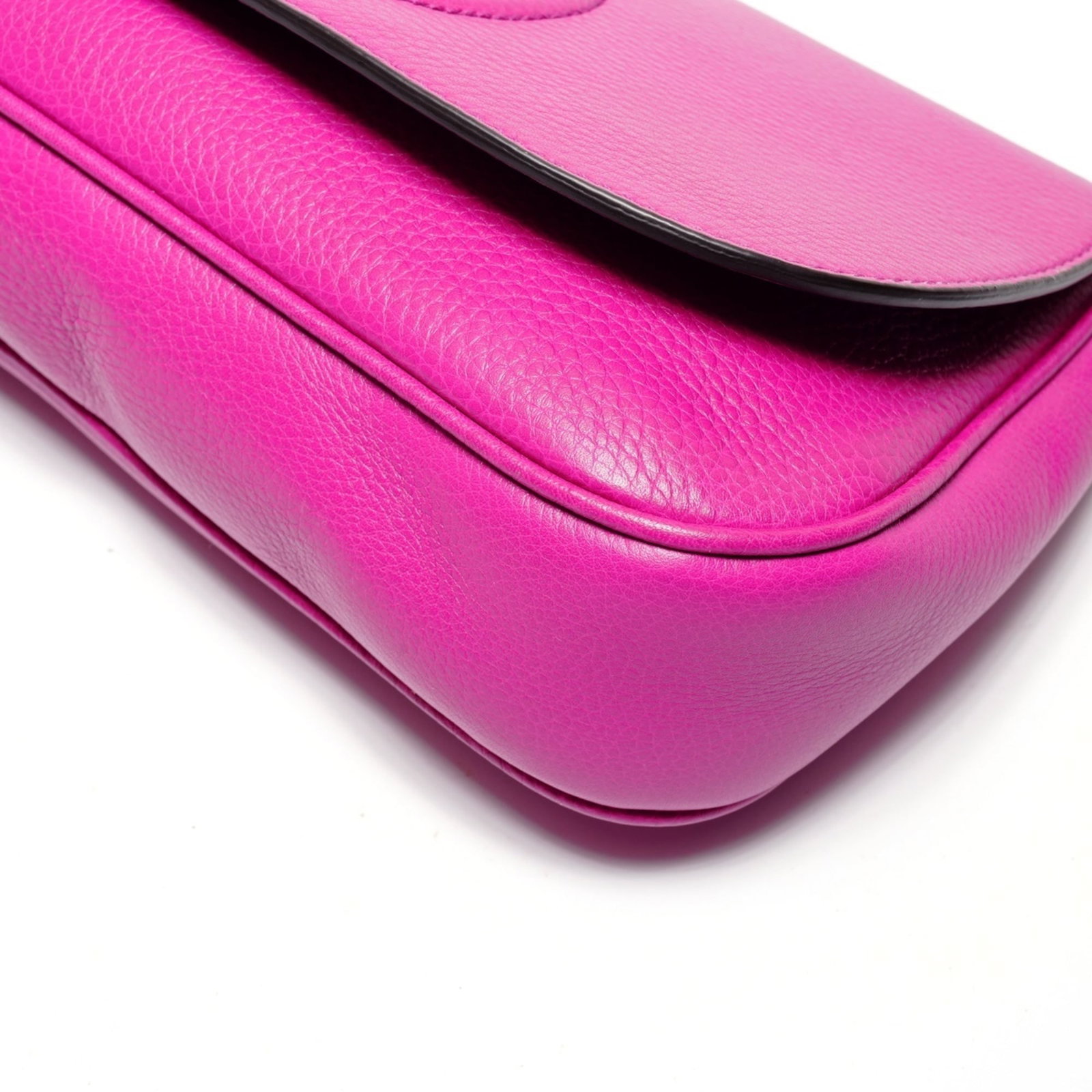 Gucci Shoulder Bag - 6