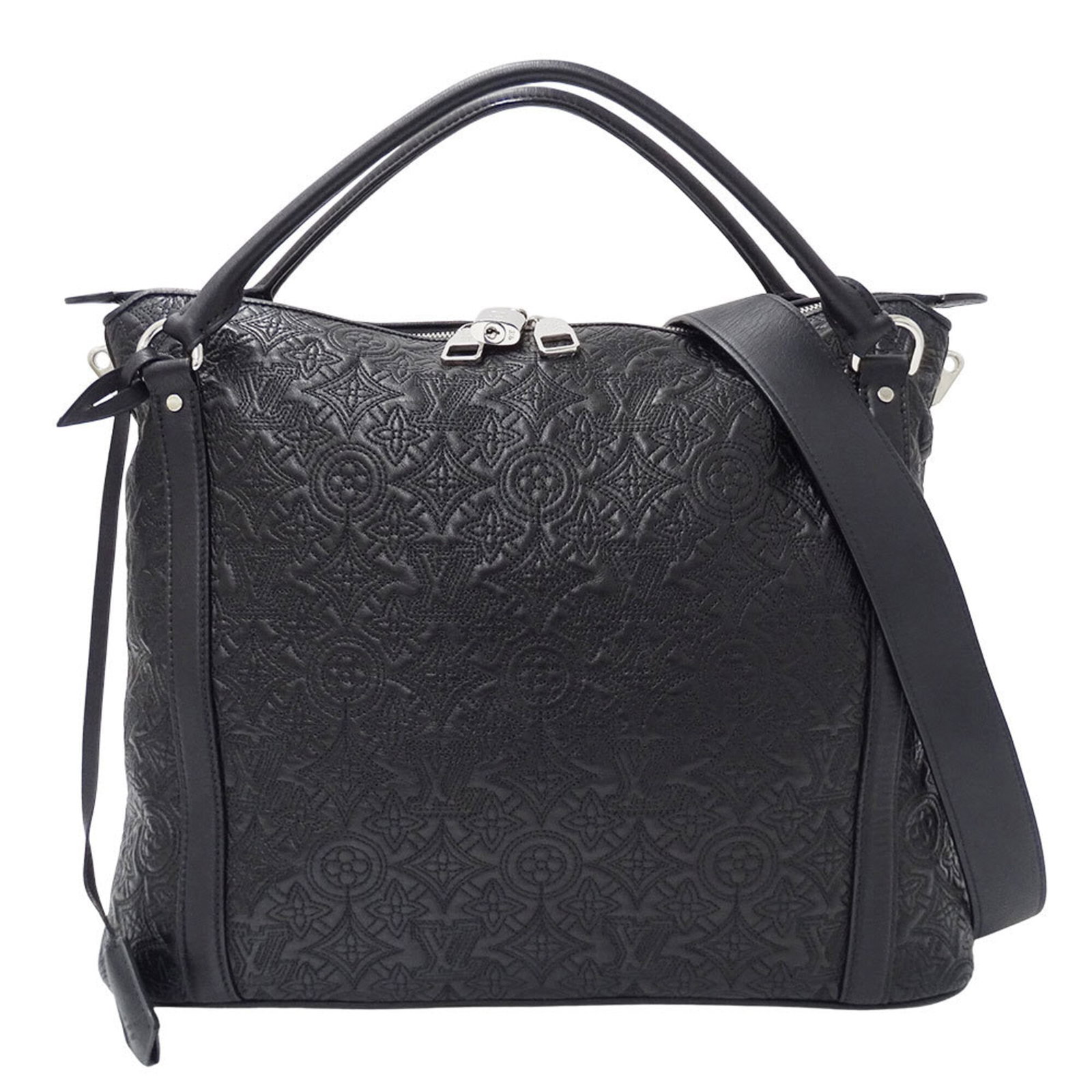 Louis Vuitton Shoulder Bag: Louis Vuitton Shoulder Bag A timeless and sophisticated shoulder bag from the iconic Louis Vuitton brand, this black Noir bag boasts classic monogram pattern detailing and sleek, structured design. Wi