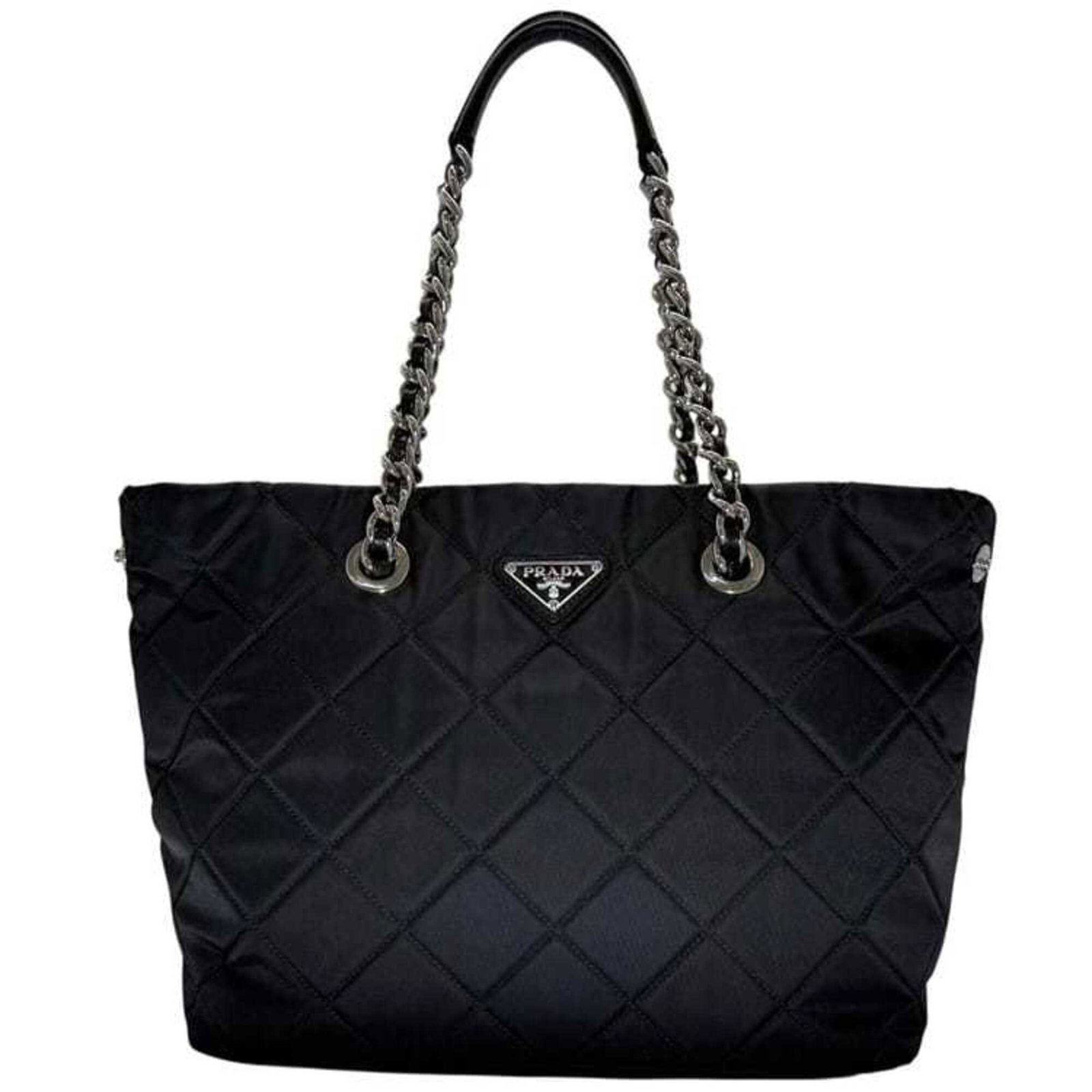 Nylon tote bag from Prada. (1 of 11)