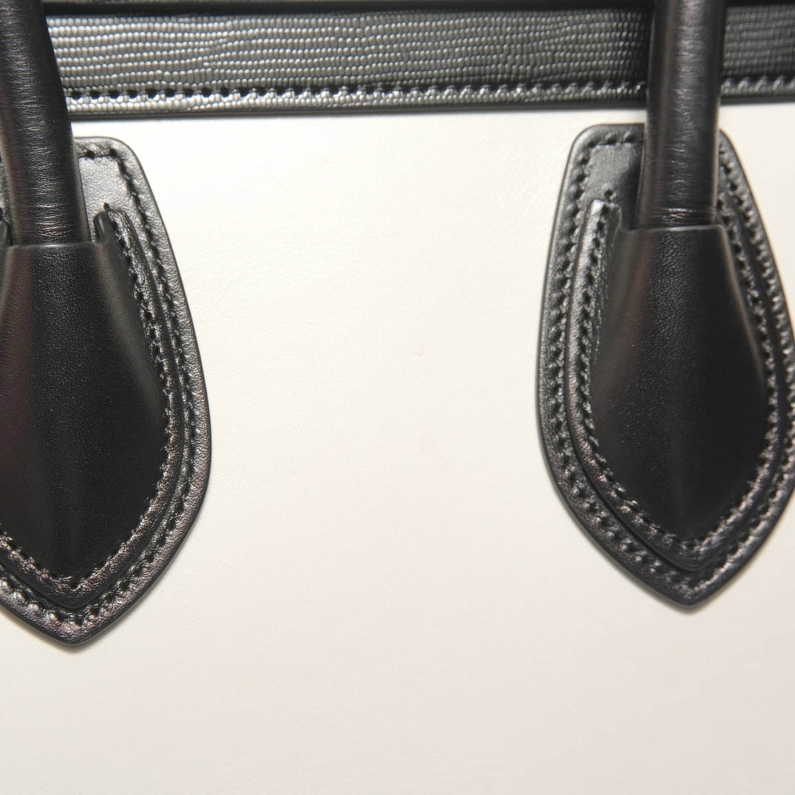 Celine leather handbag - 14