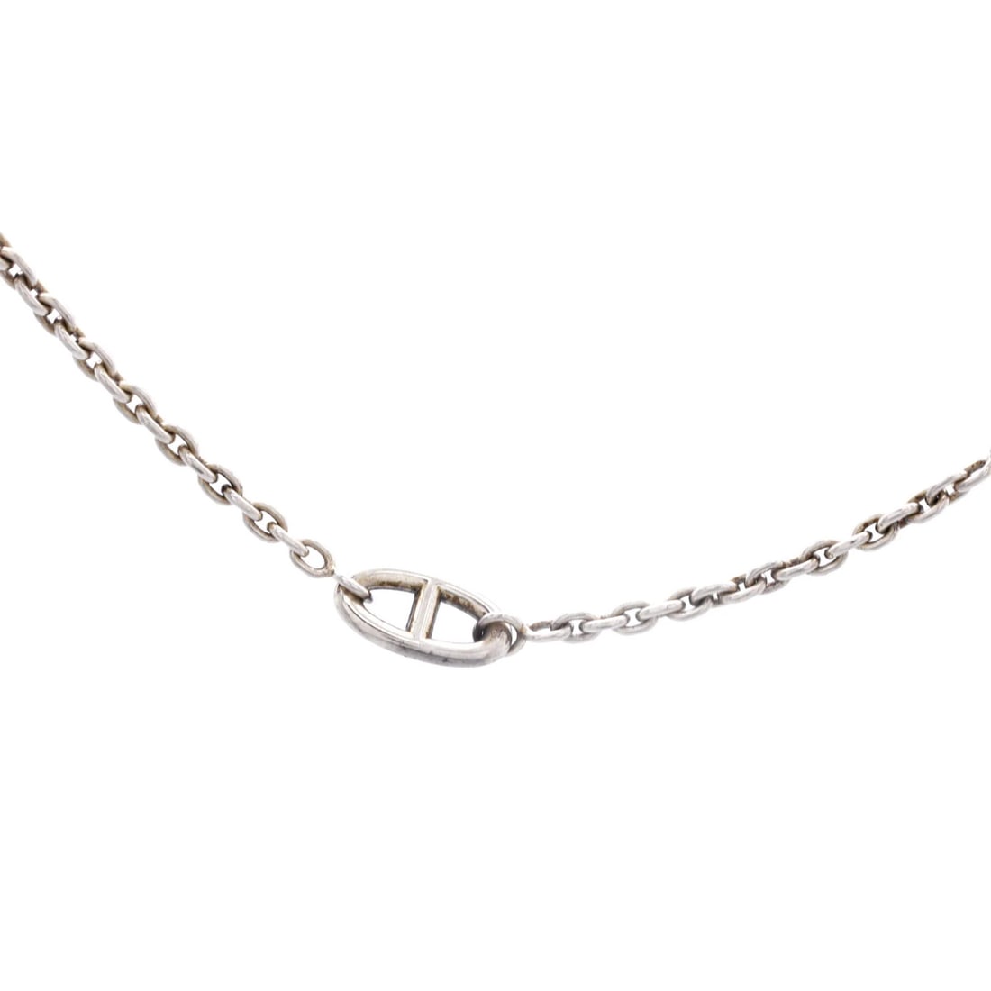 Hermes long sterling silver necklace farandole 160: Hermes long sterling silver necklace farandole 160 Elevate your style with the iconic Farandole Long Necklace by Hermes, a timeless masterpiece of sterling silver craftsmanship. This exquisite piece