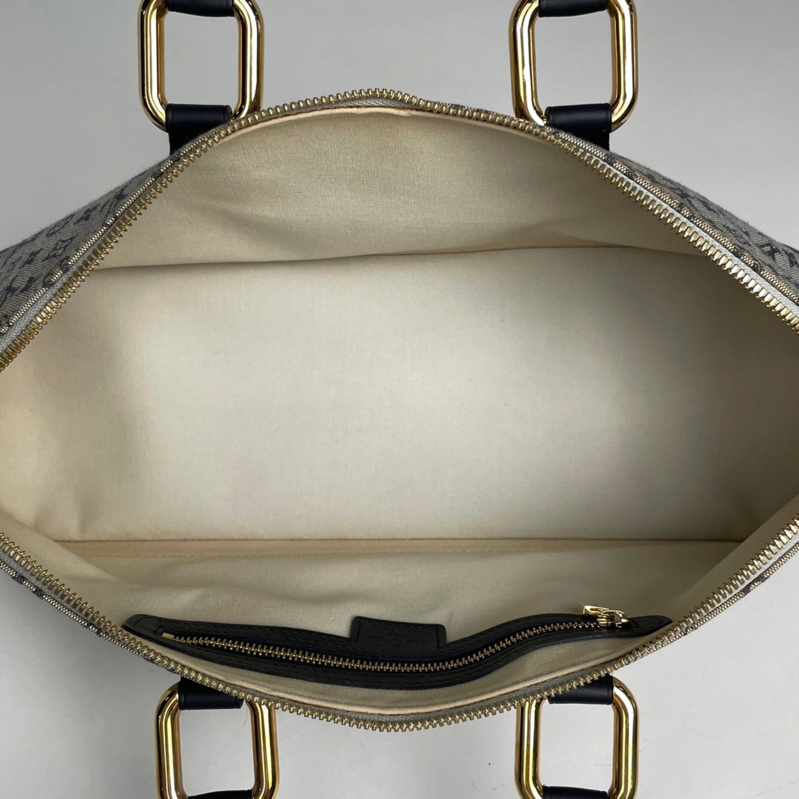 Louis Vuitton handbag monogram mini - 8