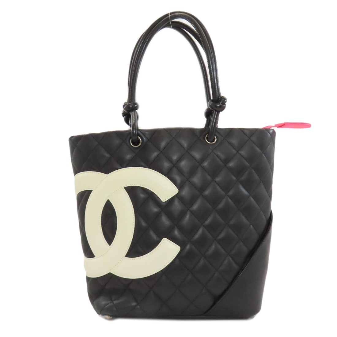 CHANEL CAMBON LINE SilverHardware Handbag Calf: CHANEL CAMBON LINE SilverHardware Handbag Calf Experience the timeless elegance of CHANEL with this stunning black Calf handbag, crafted in France to perfection. Its sleek silver hardware adds a touch