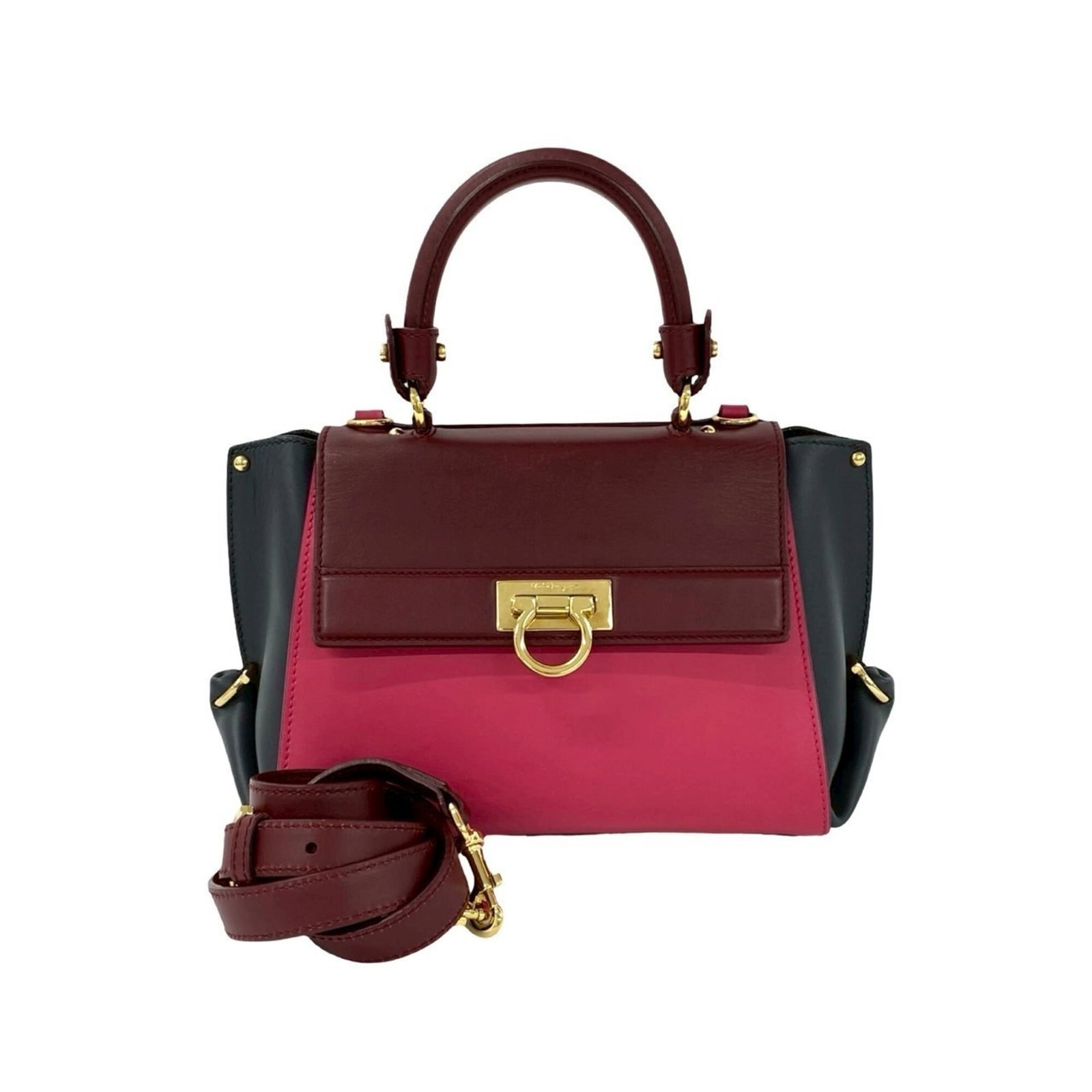 Salvatore Ferragamo Handbag, Shoulder Bag Leather: Salvatore Ferragamo Handbag, Shoulder Bag Leather A stunning Salvatore Ferragamo shoulder bag in rich Bordeaux leather, boasting clean lines and classic design that exudes timeless elegance. With its