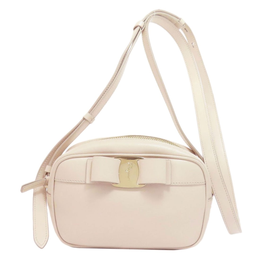 Salvatore Ferragamo Vara ribbon Shoulder Bag Leather: Salvatore Ferragamo Vara ribbon Shoulder Bag Leather Elevate your everyday with the timeless elegance of Salvatore Ferragamo's Vara ribbon shoulder bag, crafted from luxurious white beige leather and