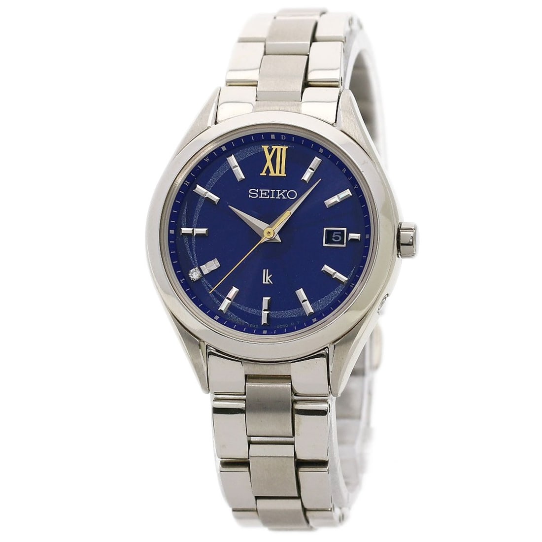 SEIKO Lukia Eternal Blue Limited Watches SSQW075 1B32-0BF0: SEIKO Lukia Eternal Blue Limited Watches SSQW075 1B32-0BF0 Experience the perfect blend of style and functionality with the SEIKO Lukia Eternal Blue Limited Watches, a stunning titanium timepiece that