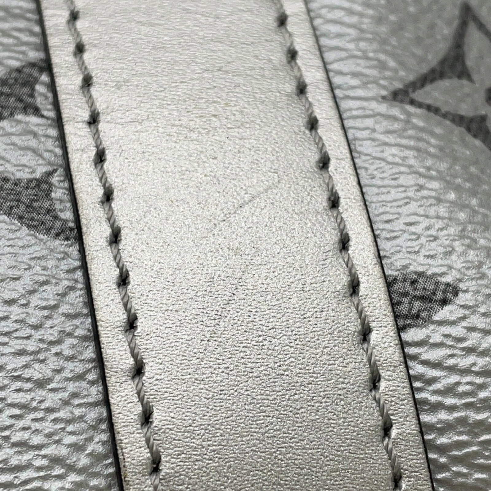 Louis Vuitton Eclipse Handbag Monogram Boston - 5