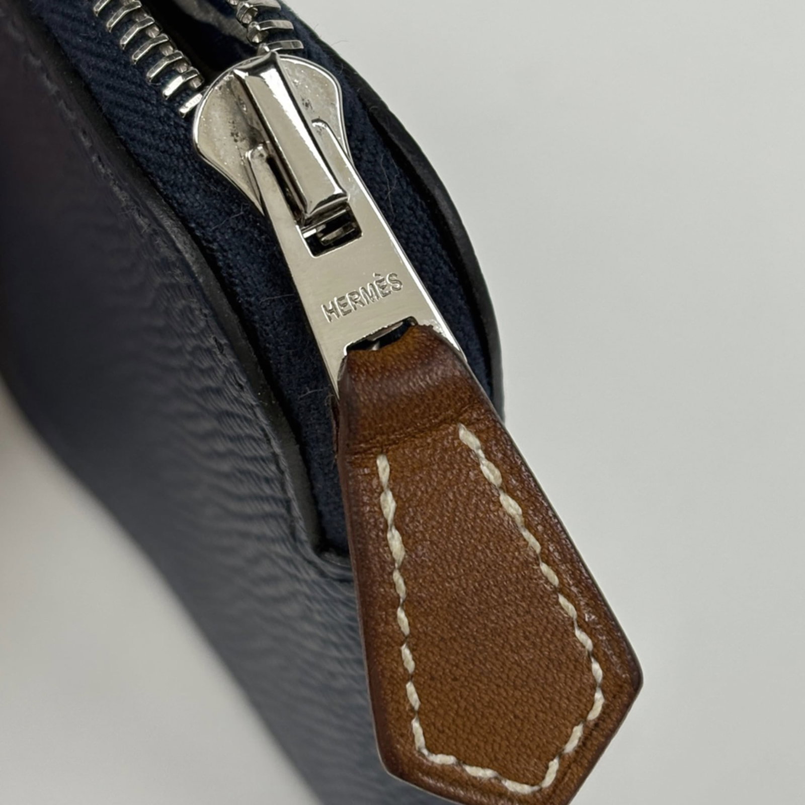 Hermes leather coin case - 4