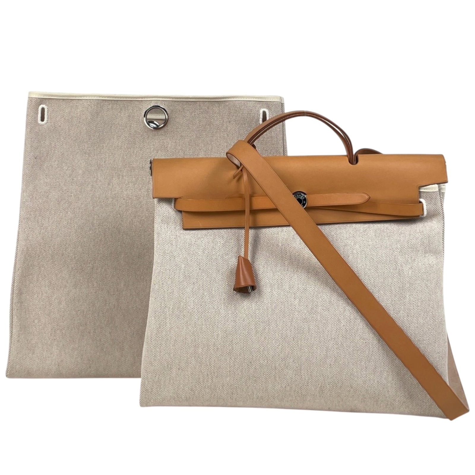 Hermes Handbag is a leather shoulder bag to the toile h. (1 of 11)