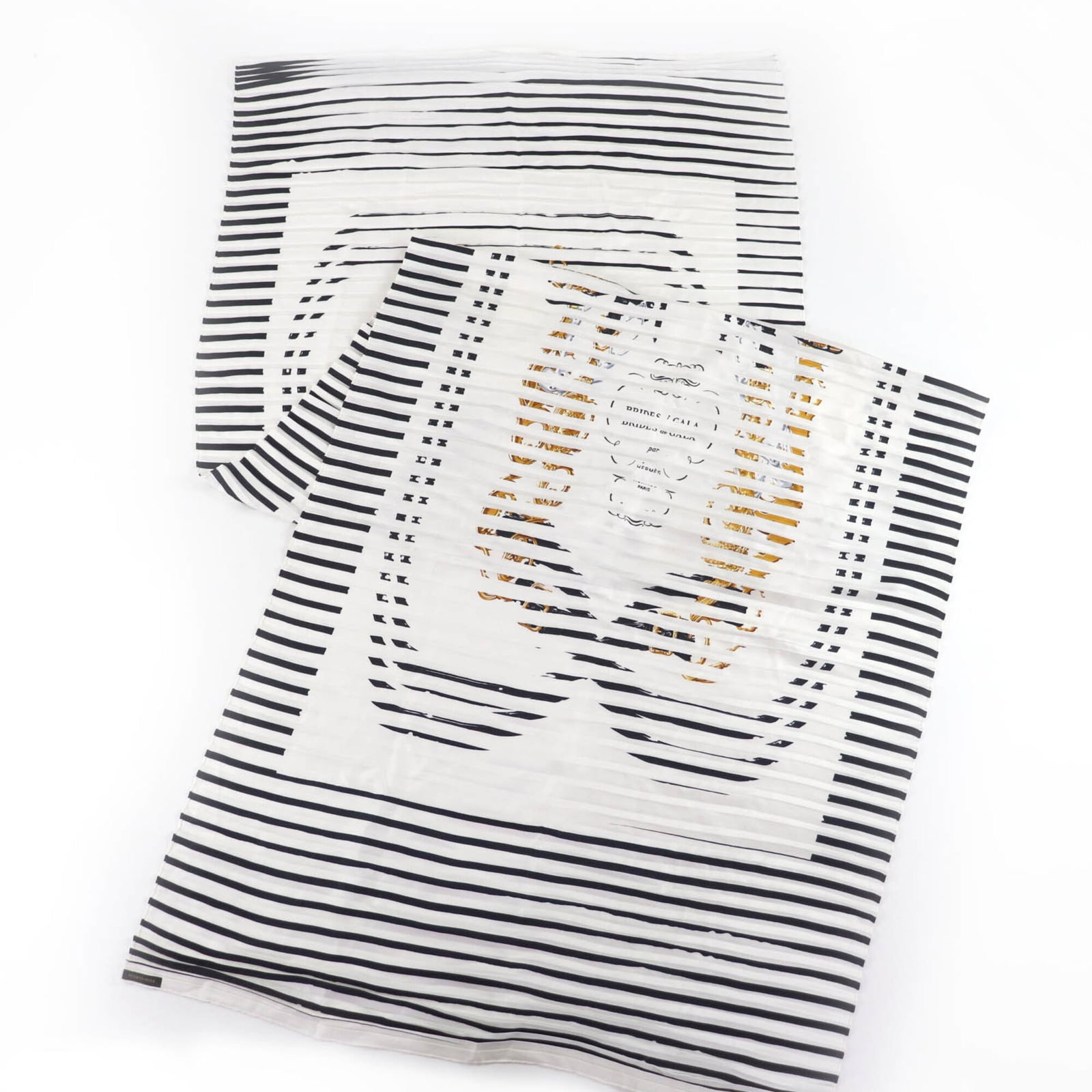 Hermes stole silk (1 of 7)