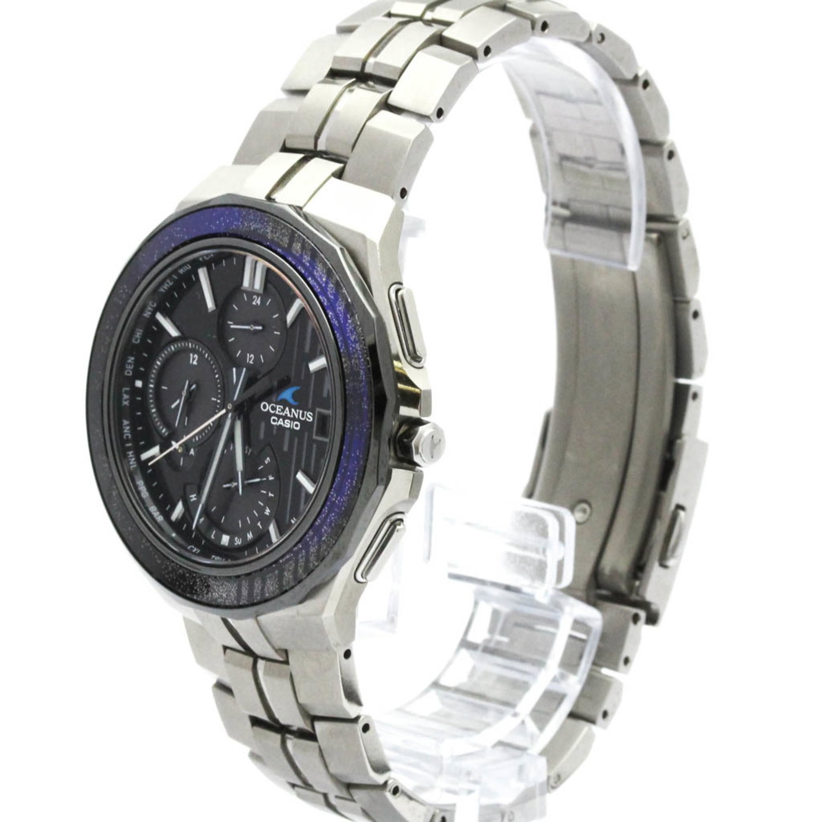 Casio Wristwatch - 2