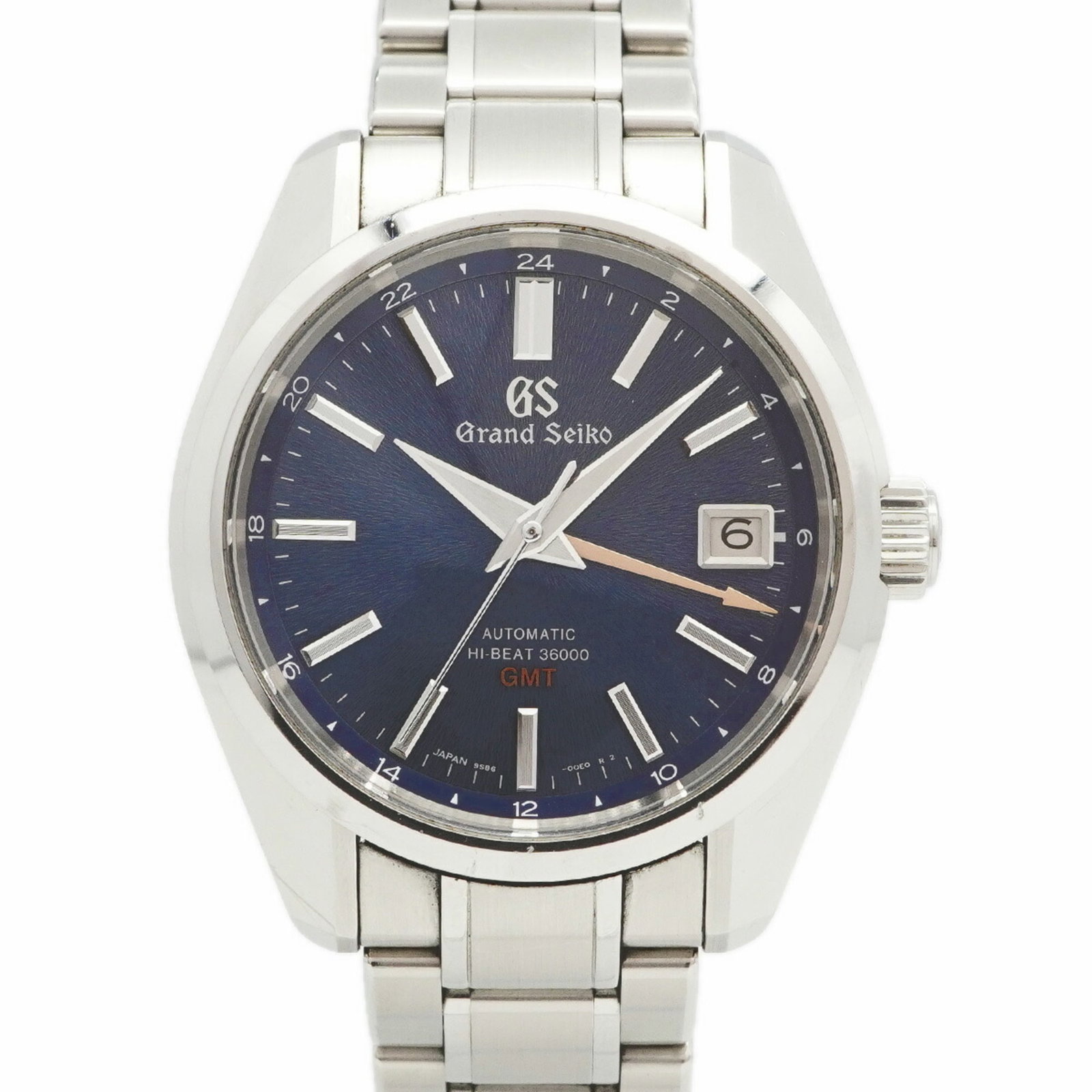 Seiko wristwatch: Seiko wristwatch A stylish and durable Seiko wristwatch, perfect for everyday wear, boasts a 40.3mm stainless steel case and navy dial, making it a great accessory for any man's outfit. With its