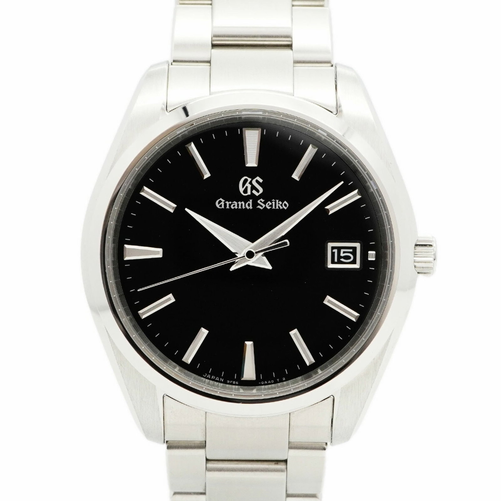 Seiko wristwatch: Seiko wristwatch A sleek and durable Seiko wristwatch, crafted from high-quality stainless steel, boasts a classic black dial and 40mm case diameter, making it the perfect accessory for any occasion.