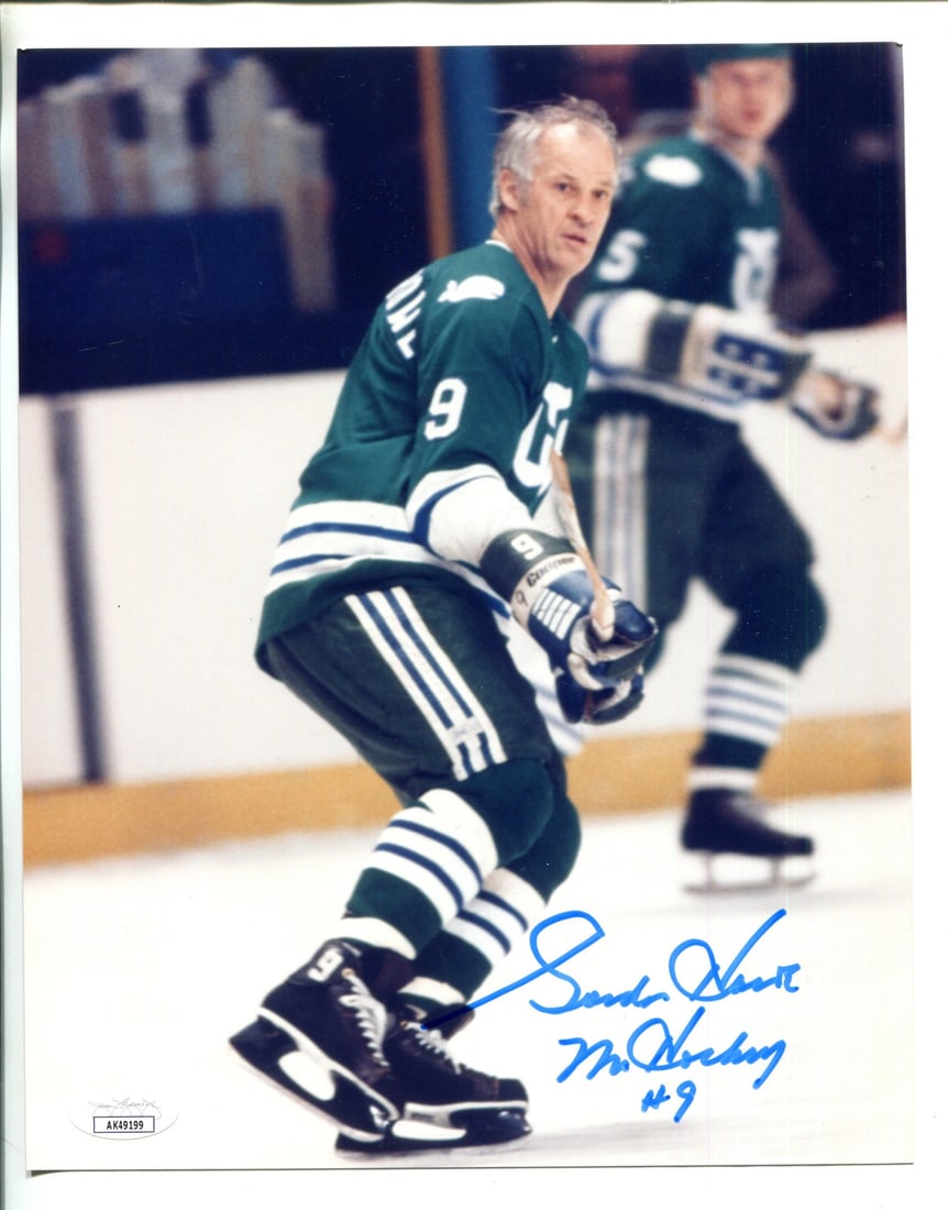 Gordie Howe Autographed 8x10 Hockey Photo (JSA) (1 of 1)