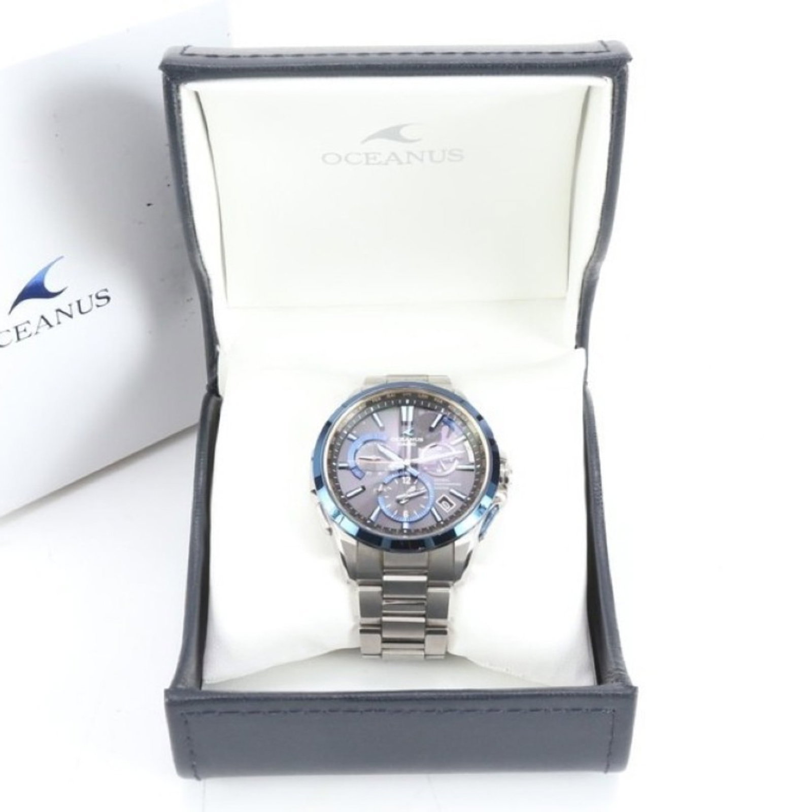 Casio wristwatch - 2