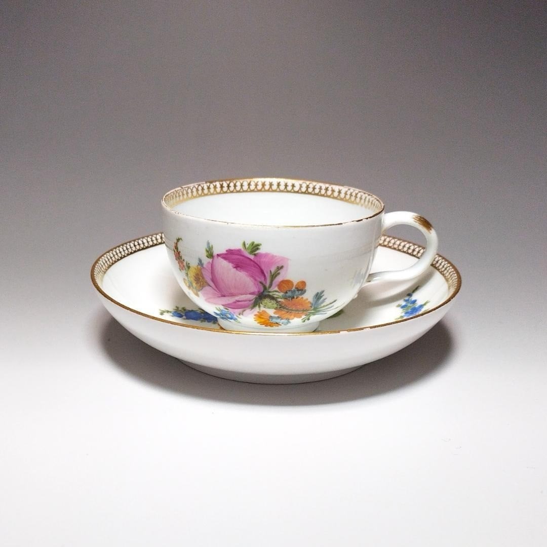 Meissen Hand Painted Flower Cup Saucer Rare Antique 1780-90 (1 of 7)
