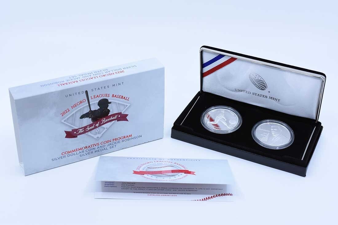 2022 Negro Leagues Baseball Silver Dollar Coin Jackie Robinson Silver Medal Set (1 of 1)