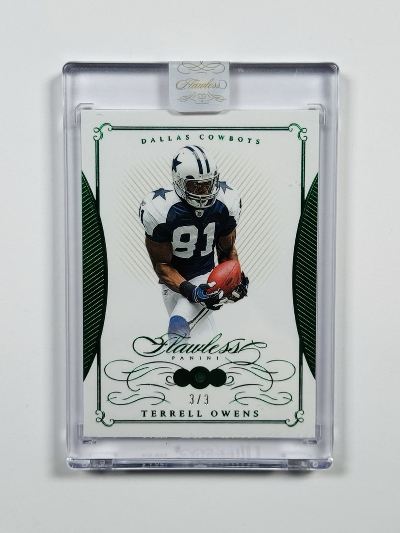 2024 PANINI FLAWLESS TERRELL OWENS GREEN DIAMOND AUTO/ 3 (1 of 2)