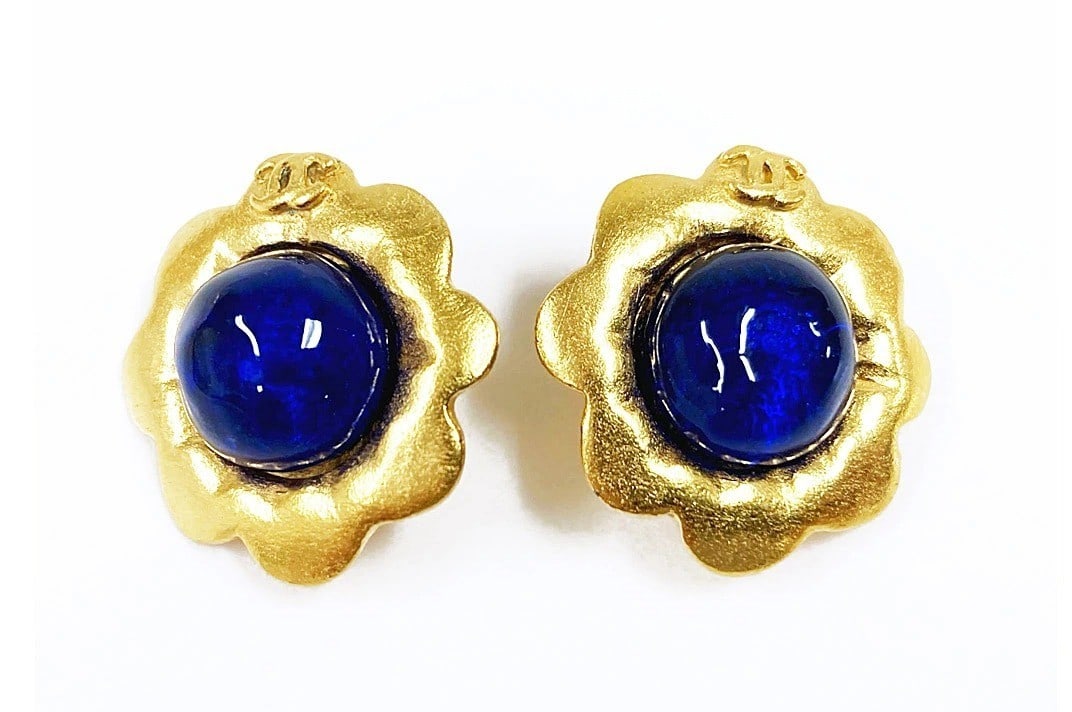 CC Blue Stone Coco 96P Clip-on Chanel Vintage Earring (1 of 4)