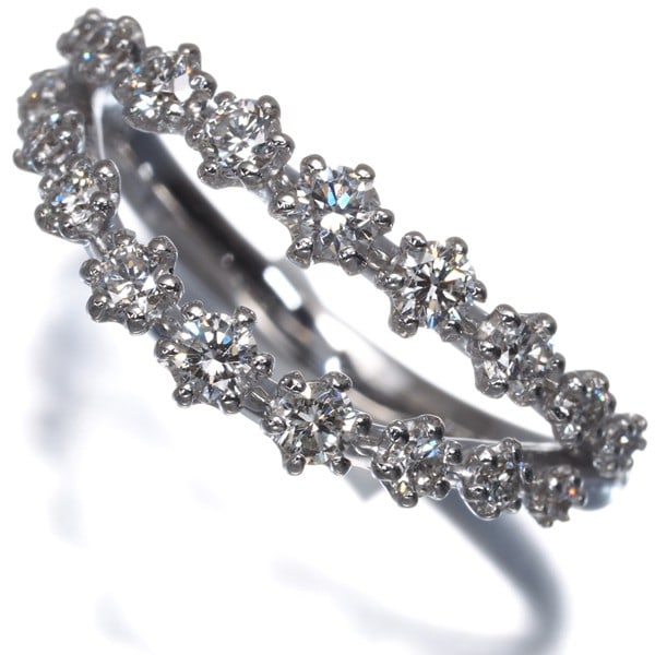 Diamond 0.45Ct Layered Ring 18K 750 White Gold: Diamond 0.45Ct Layered Ring 18K 750 White Gold Elevate your style with this stunning 18k white gold ring, featuring a beautiful layered design adorned with a 0.45ct natural diamond. Crafted in Japan,