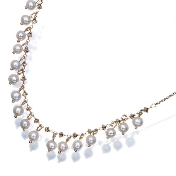 Yellow gold pearl necklace 416 10k long 2.8mm vendome: Yellow gold pearl necklace 416 10k long 2.8mm vendome A stunning 10k yellow gold Vendome pearl necklace boasts a sleek design with two large pearls measuring 2.8mm in diameter, suspended from a 416