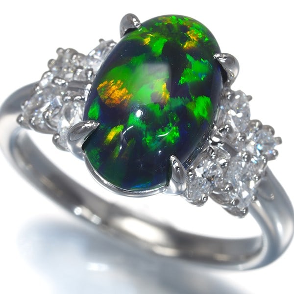 Crescent Vert Ring Lab-Grown Opal 2.20Ct Diamond Us5.25-5.5 950 Platinum: Crescent Vert Ring Lab-Grown Opal 2.20Ct Diamond Us5.25-5.5 950 Platinum Elevate your style with this stunning 2.20ct lab-created opal ring, set in platinum and adorned with a US5.25-5.5 diamond.
