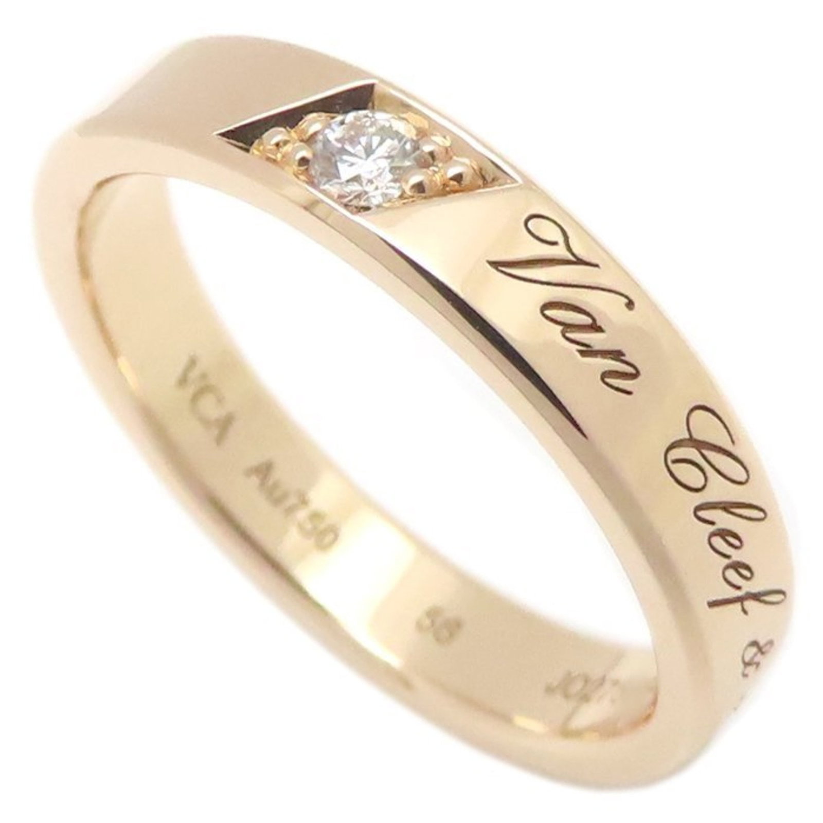 Van Cleef Arpels 18K gold band ring with rose gold: Van Cleef Arpels 18K gold band ring with rose gold A beautiful 18K rose gold band ring from Van Cleef & Arpels, crafted with attention to detail and timeless elegance. This lovely piece is made from
